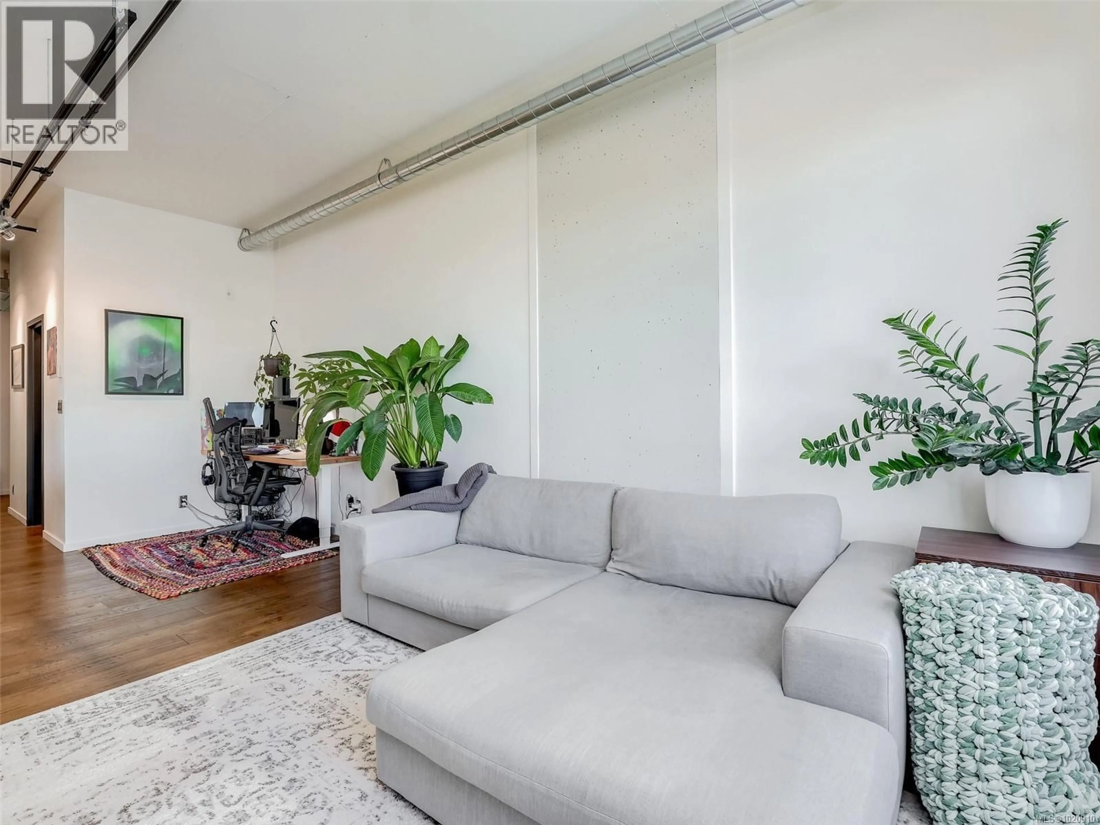 Living room with furniture, unknown for 501 - 1029 VIEW STREET, Victoria British Columbia V8V0C9