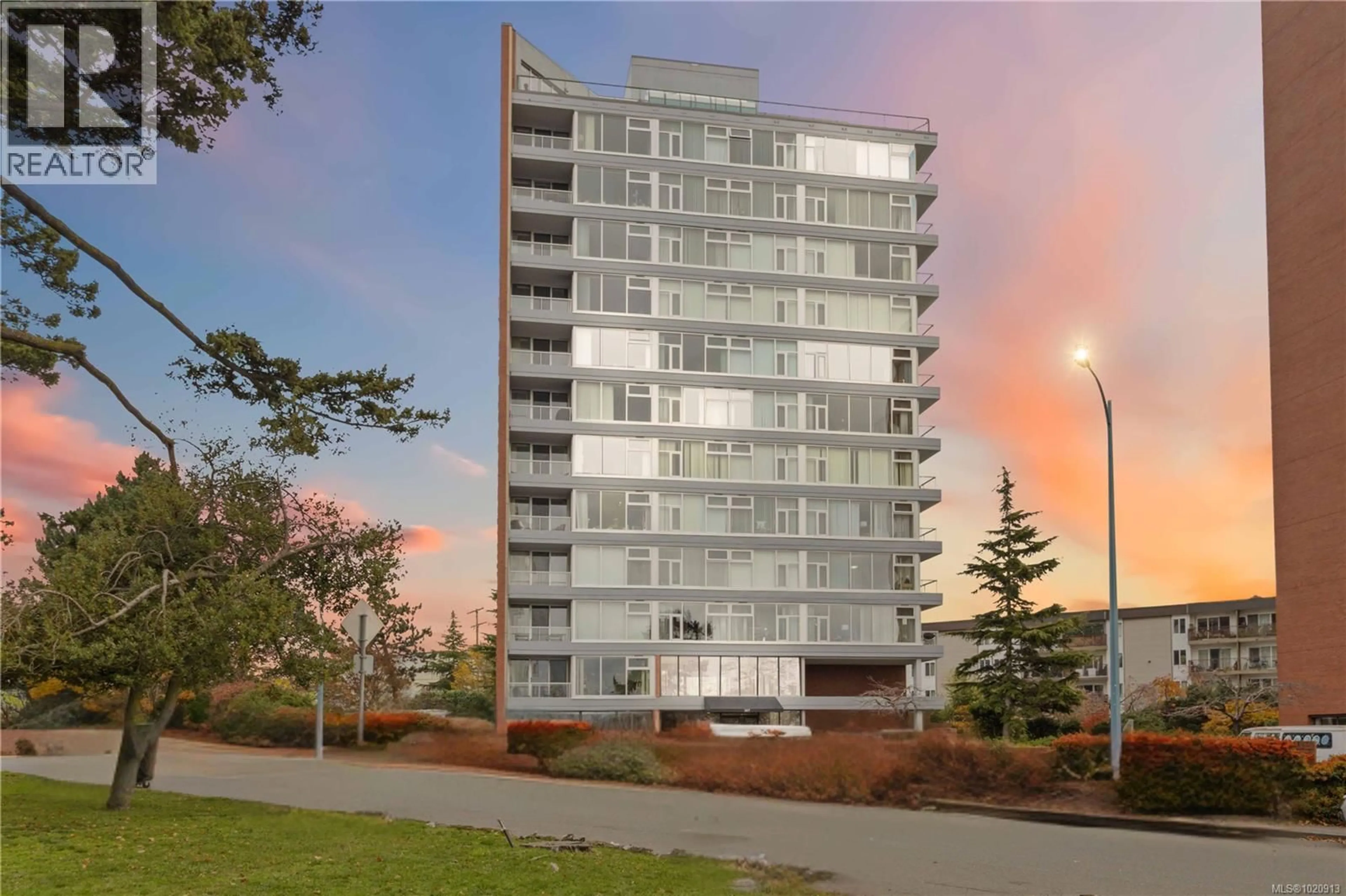 Unknown for 206 - 327 MAITLAND STREET, Victoria British Columbia V9A7G7