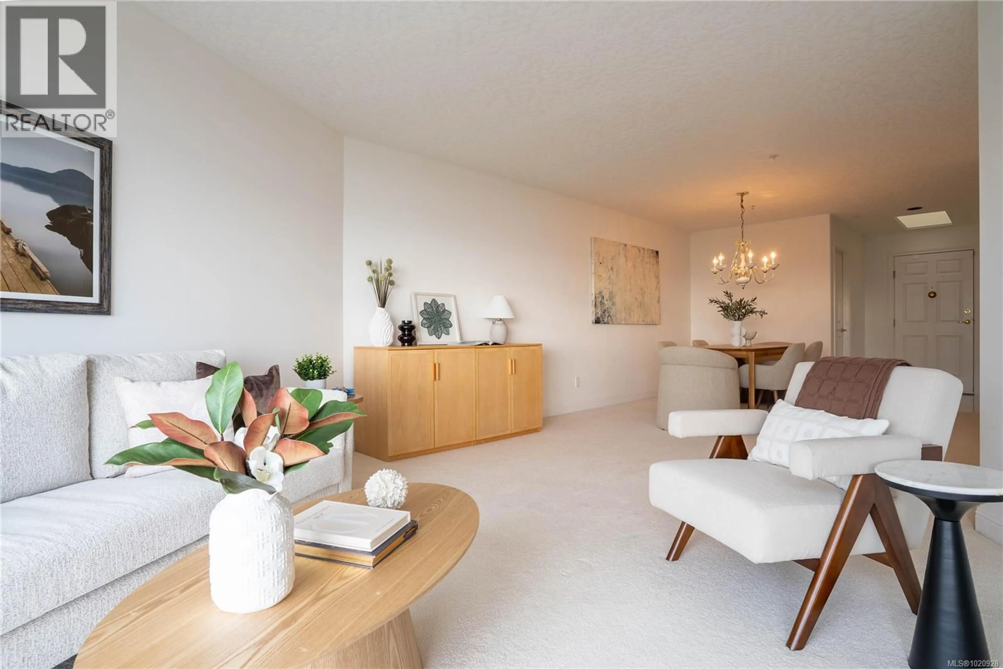 Living room with furniture, unknown for 308 - 2550 BEVAN AVENUE, Sidney British Columbia V8L5Y5