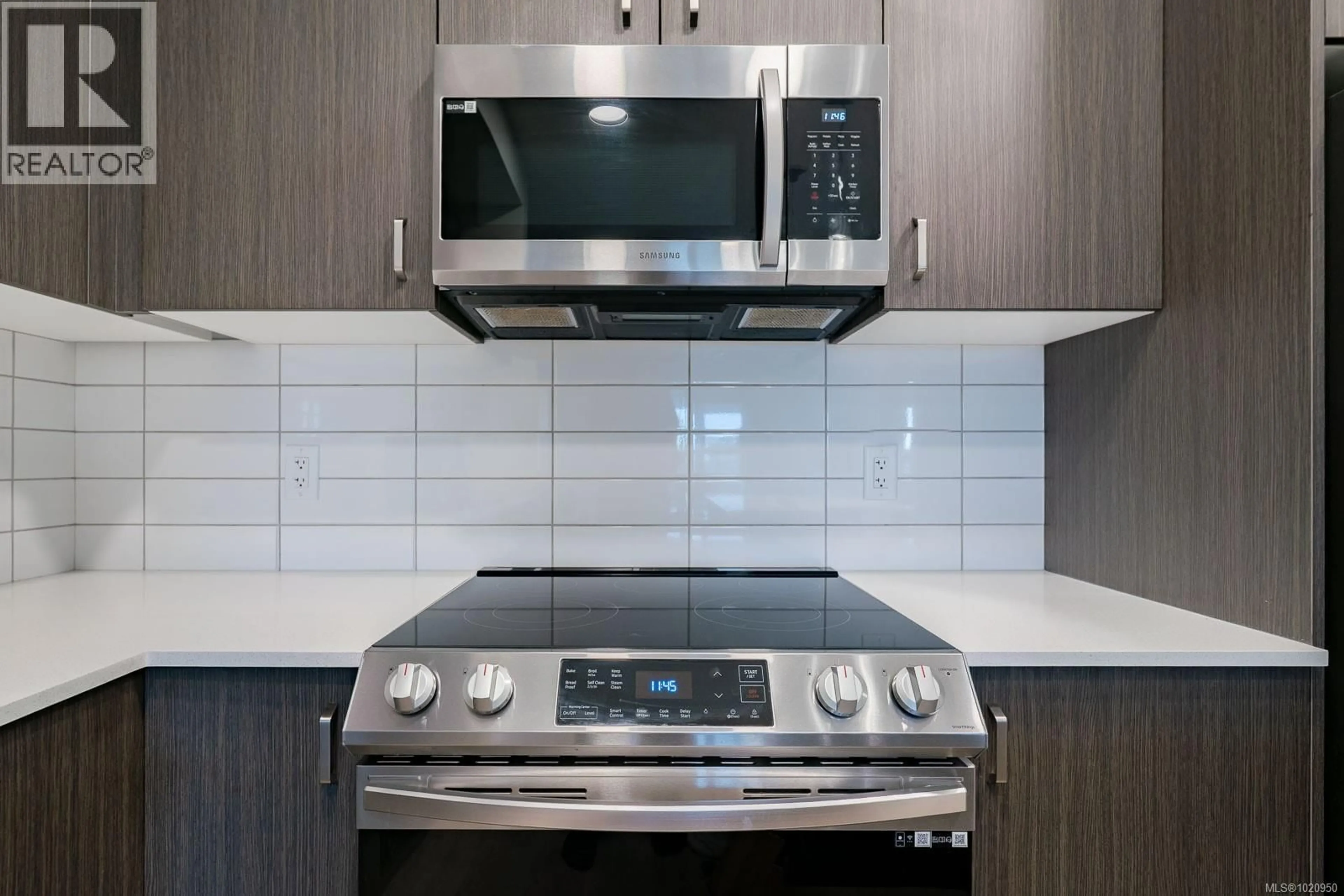 Standard kitchen, ceramic/tile floor for 209 - 140 JENSEN AVENUE WEST, Parksville British Columbia V9P0H7