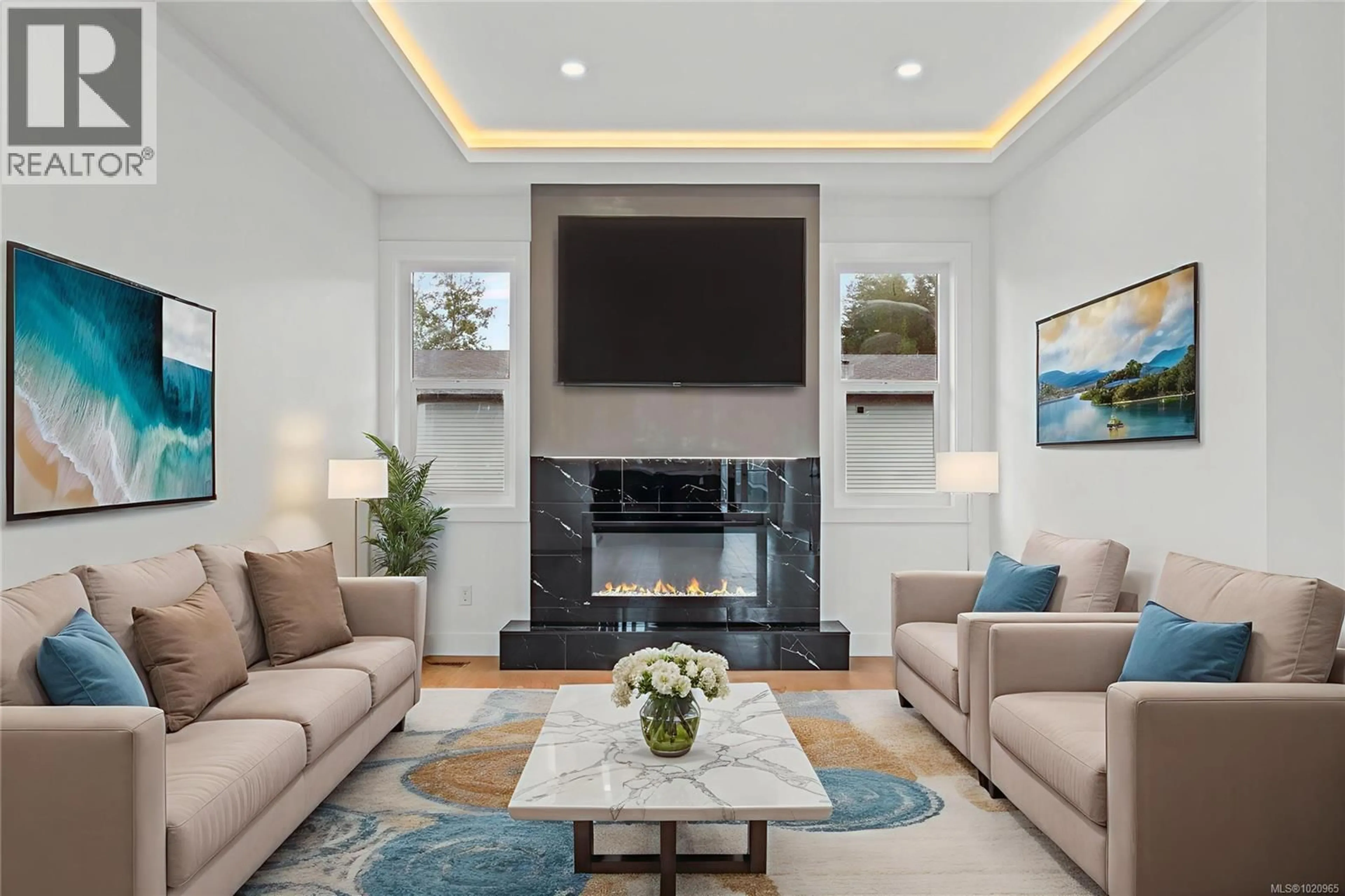 Living room with furniture, unknown for 631 EIGHTH STREET, Nanaimo British Columbia V9R6P1