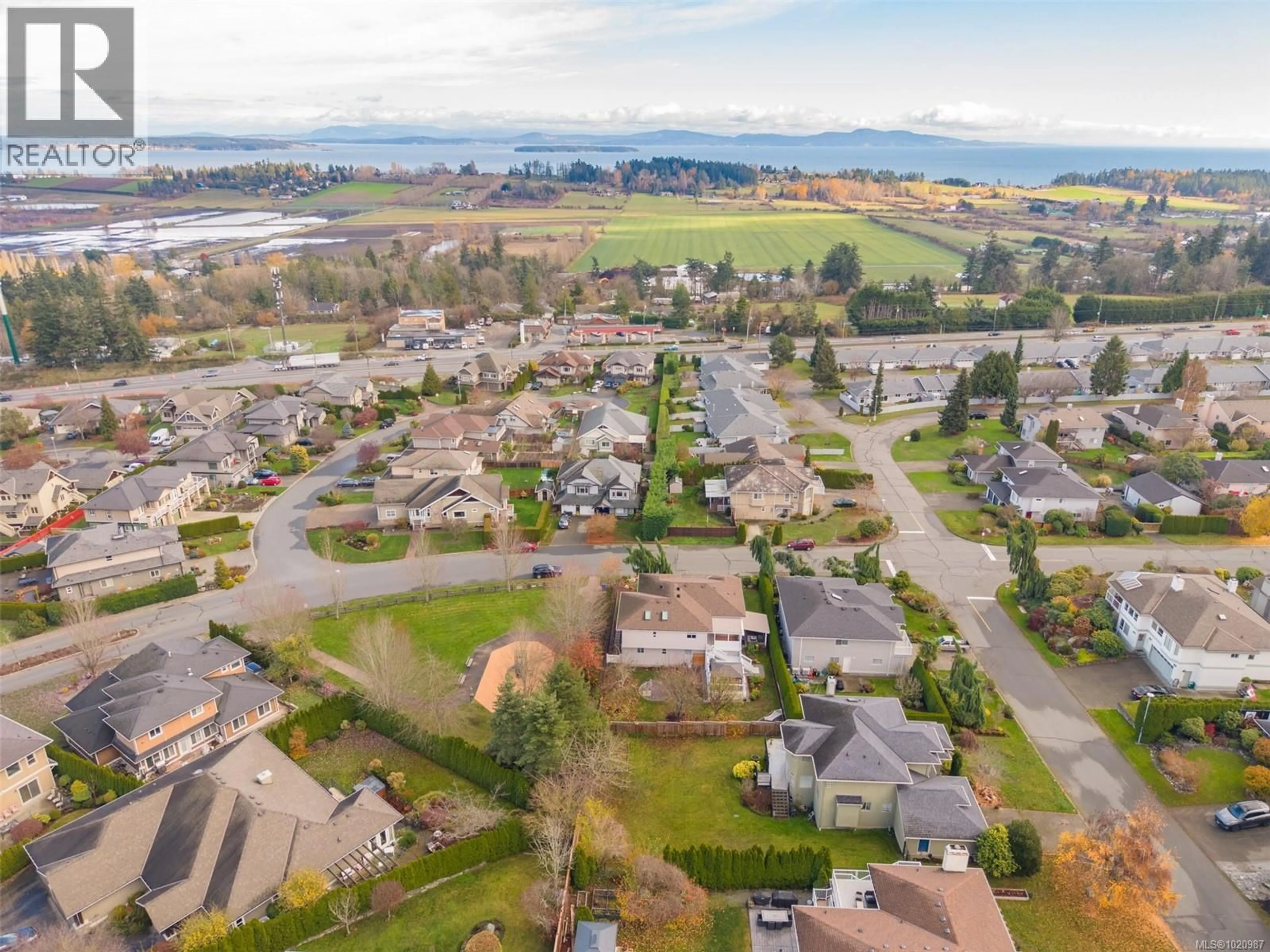 A pic from outside/outdoor area/front of a property/back of a property/a pic from drone, water/lake/river/ocean view for 6428 BELLA VISTA DRIVE, Central Saanich British Columbia V8Z7G6