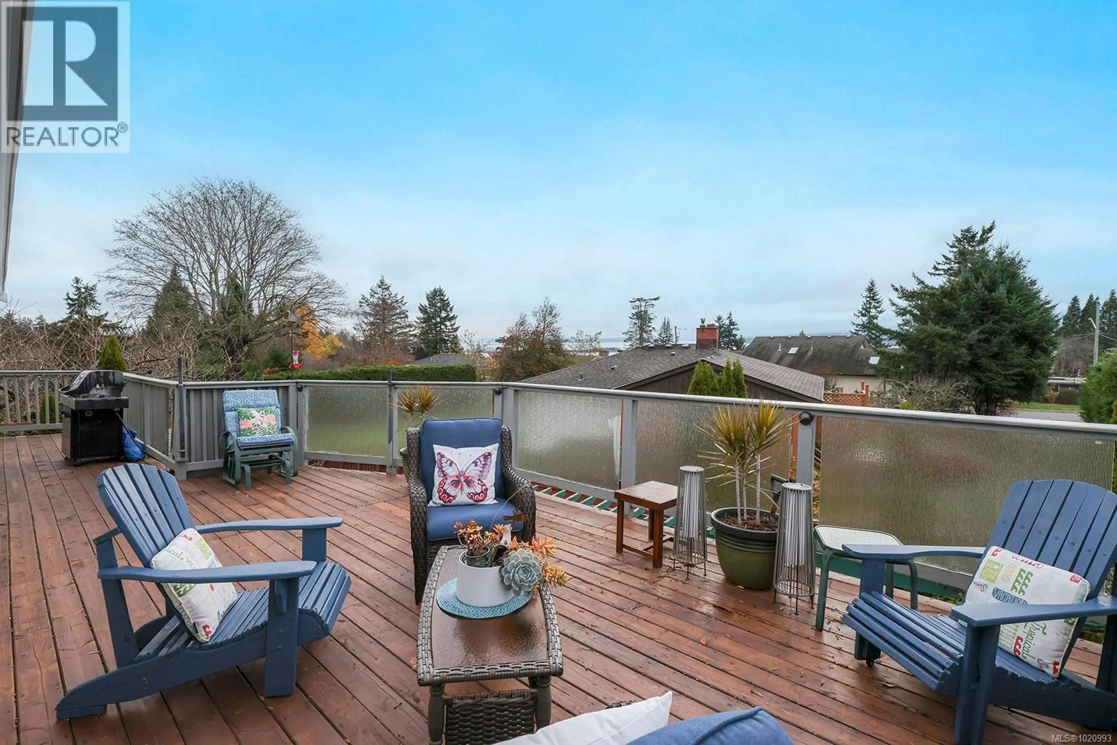 Patio, water/lake/river/ocean view for 2143 COOKE AVENUE, Comox British Columbia V9M1N3