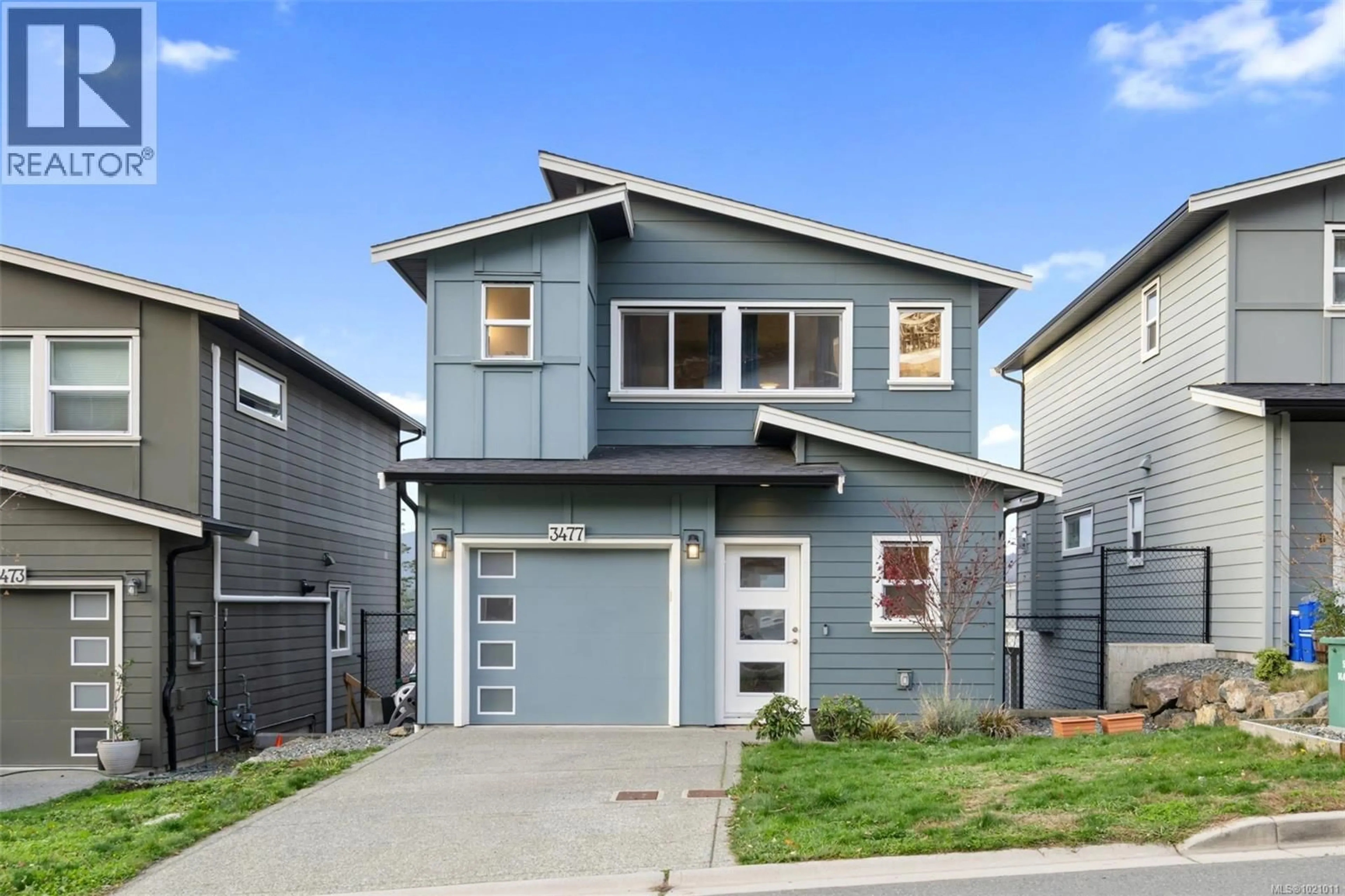 Home with vinyl exterior material, street for 3477 MYLES MANSELL ROAD, Langford British Columbia V9C0N6