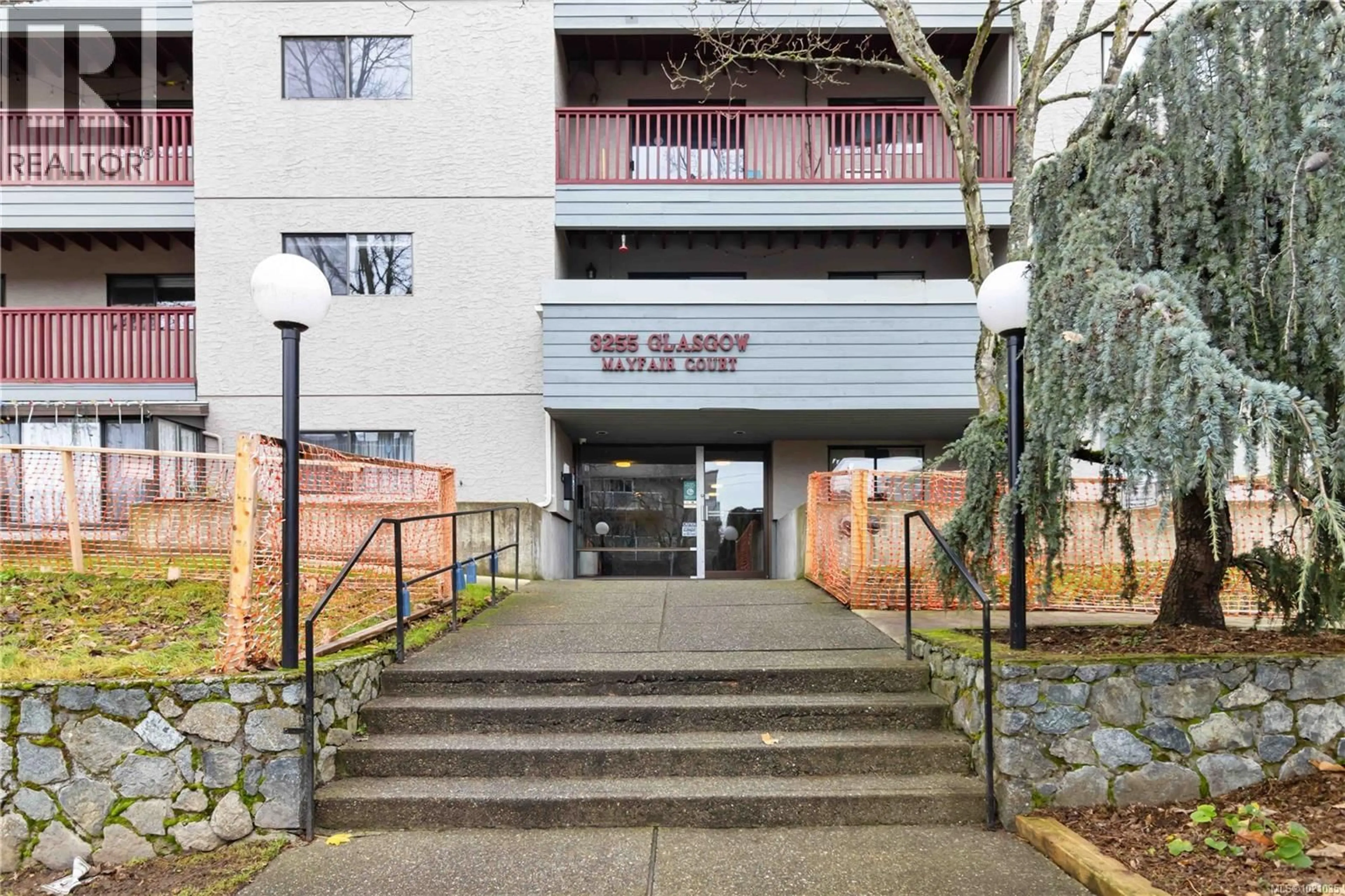 Unknown for 308 - 3255 GLASGOW AVENUE, Saanich British Columbia V8X1E5