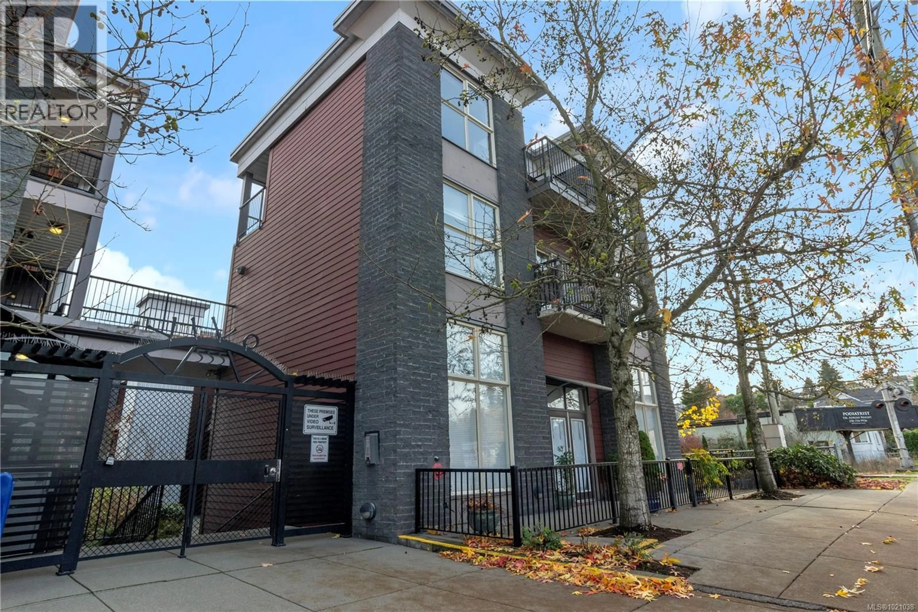 Home with brick exterior material, building for 108 - 555 FRANKLYN STREET, Nanaimo British Columbia V9R2X9