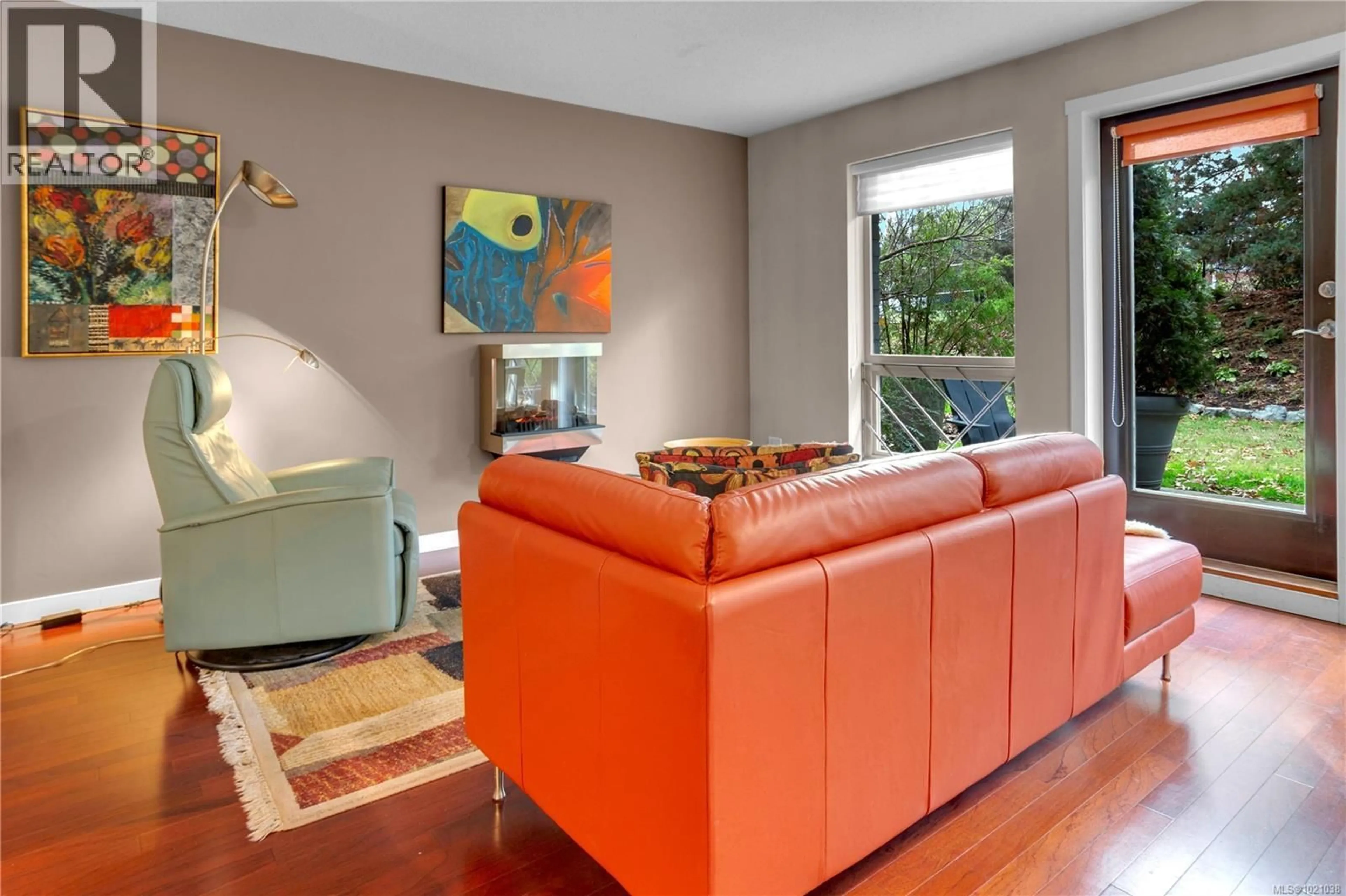 Living room with furniture, unknown for 108 - 555 FRANKLYN STREET, Nanaimo British Columbia V9R2X9