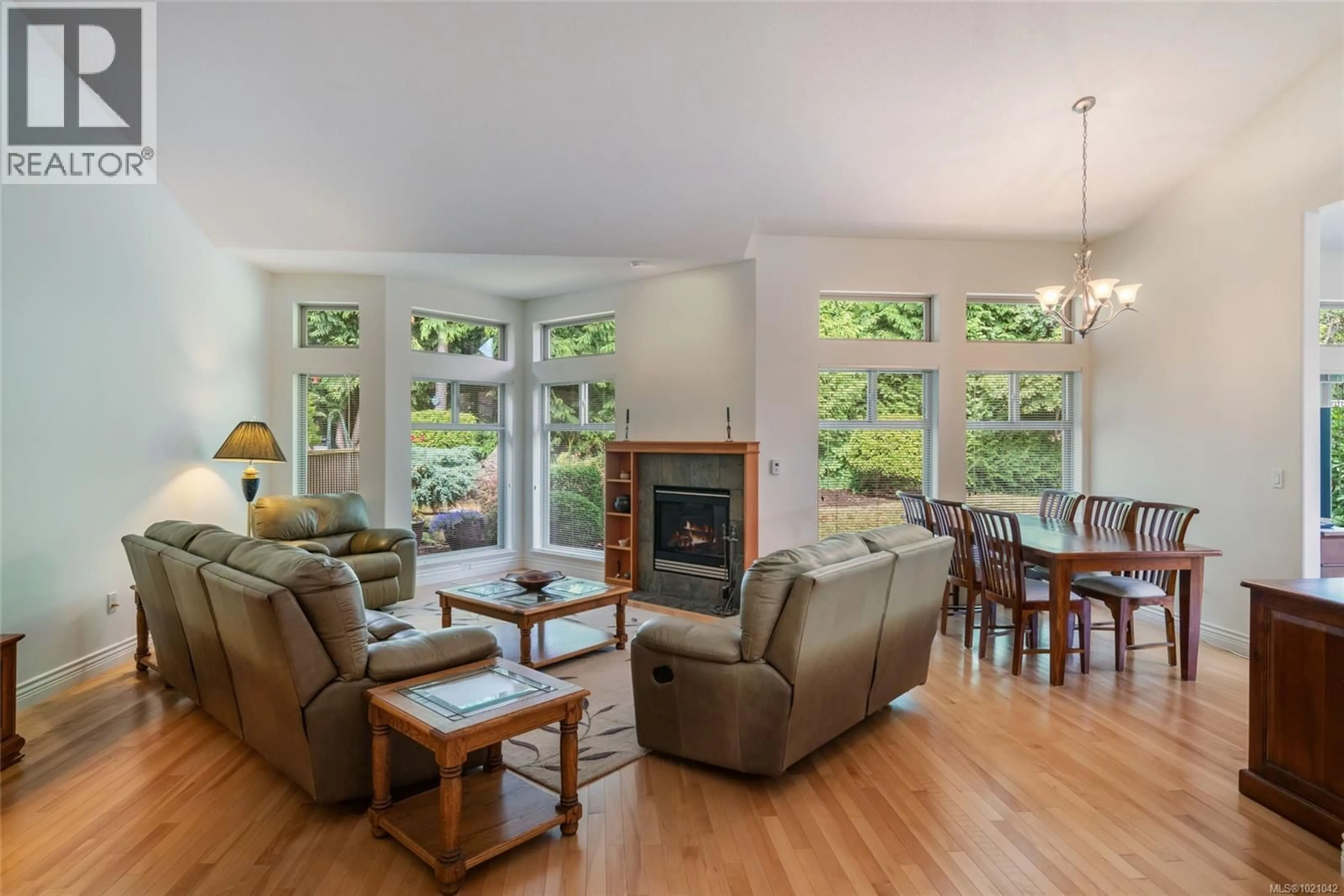 Living room with furniture, unknown for 1267 ROBERTON BOULEVARD, French Creek British Columbia V9P2P8