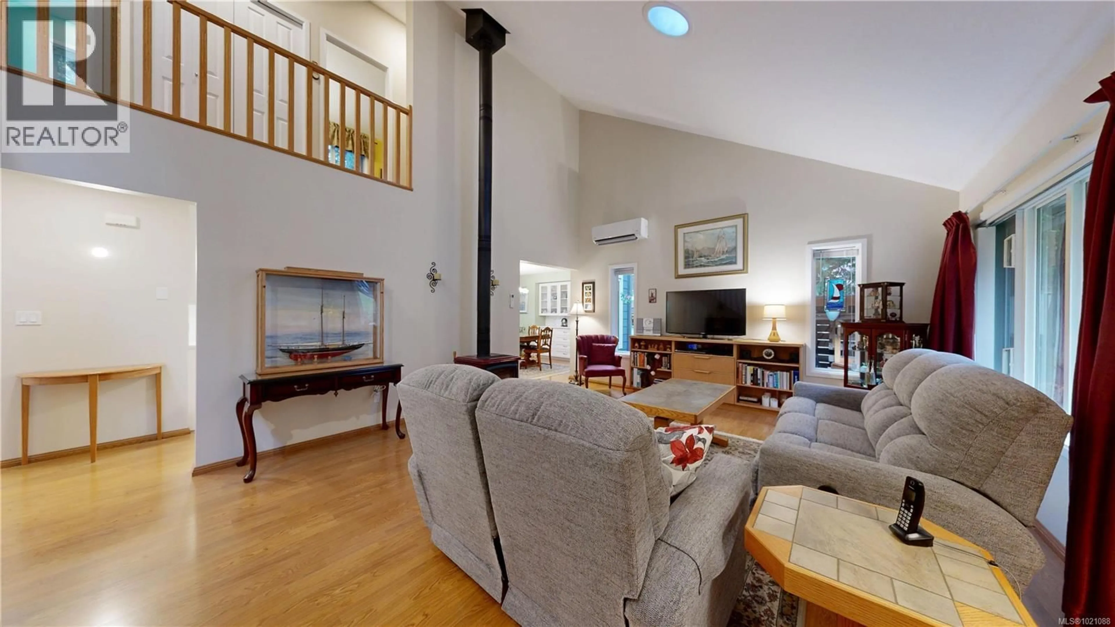 Living room with furniture, unknown for 720 CLARENDON ROAD, Gabriola Island British Columbia V0R1X1