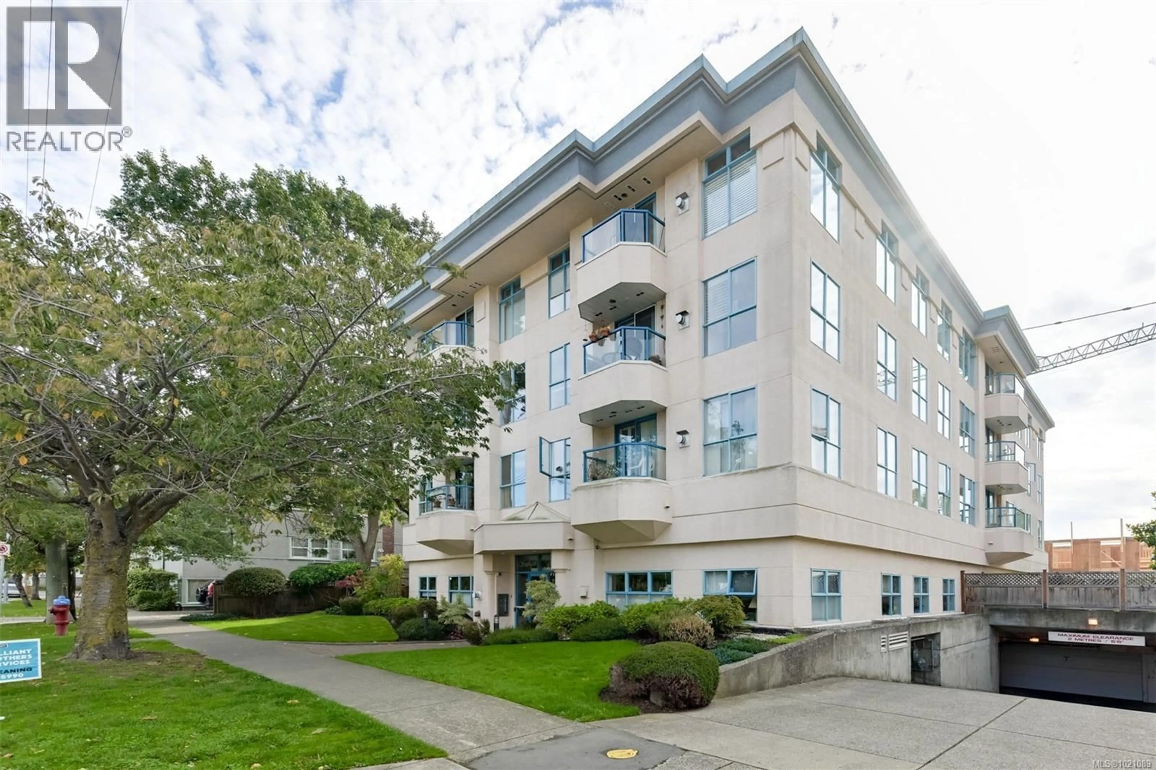 Unknown for 405 - 1063 SOUTHGATE STREET, Victoria British Columbia V8V2Z1