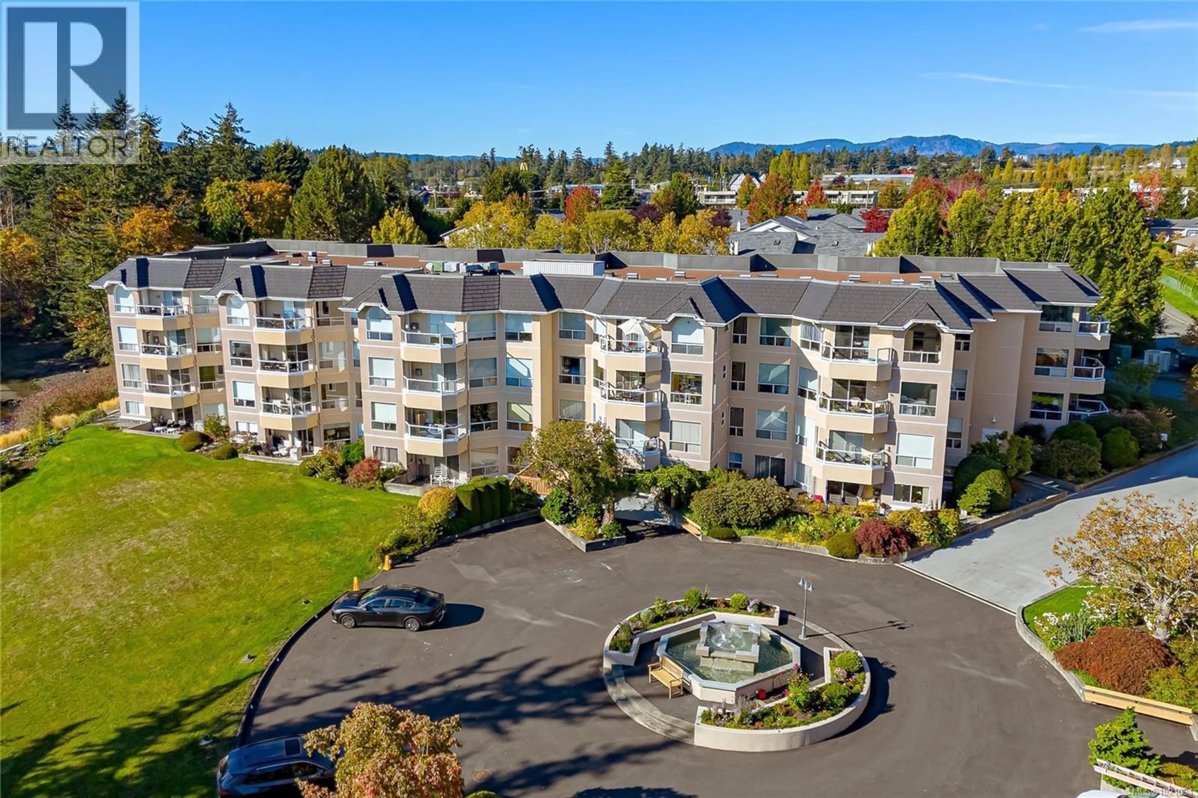 A pic from outside/outdoor area/front of a property/back of a property/a pic from drone, water/lake/river/ocean view for 3148 - 2600 FERGUSON ROAD, Central Saanich British Columbia V8M2C1