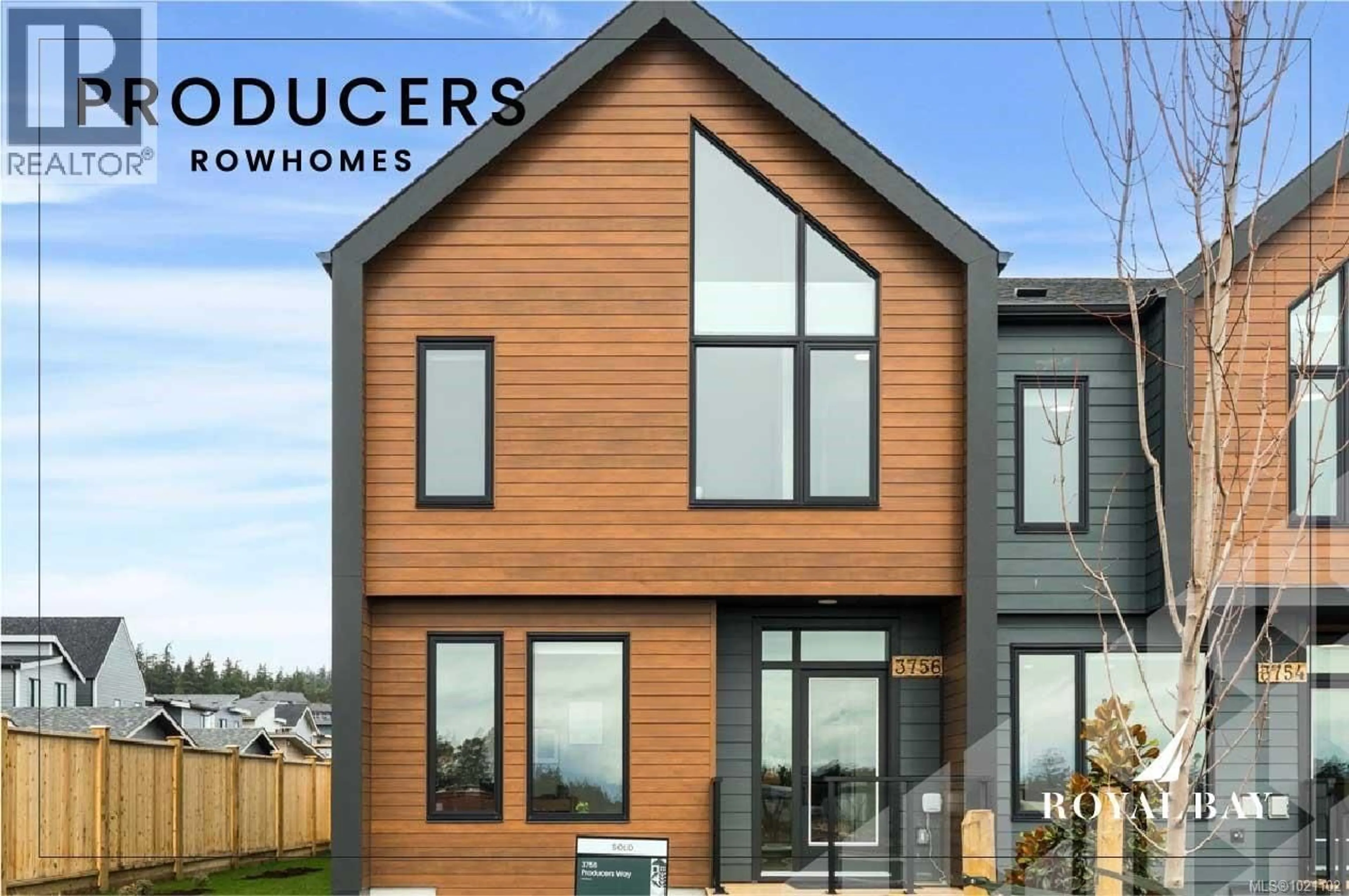 Home with vinyl exterior material, building for 3756 PRODUCERS WAY, Colwood British Columbia V9C0S4