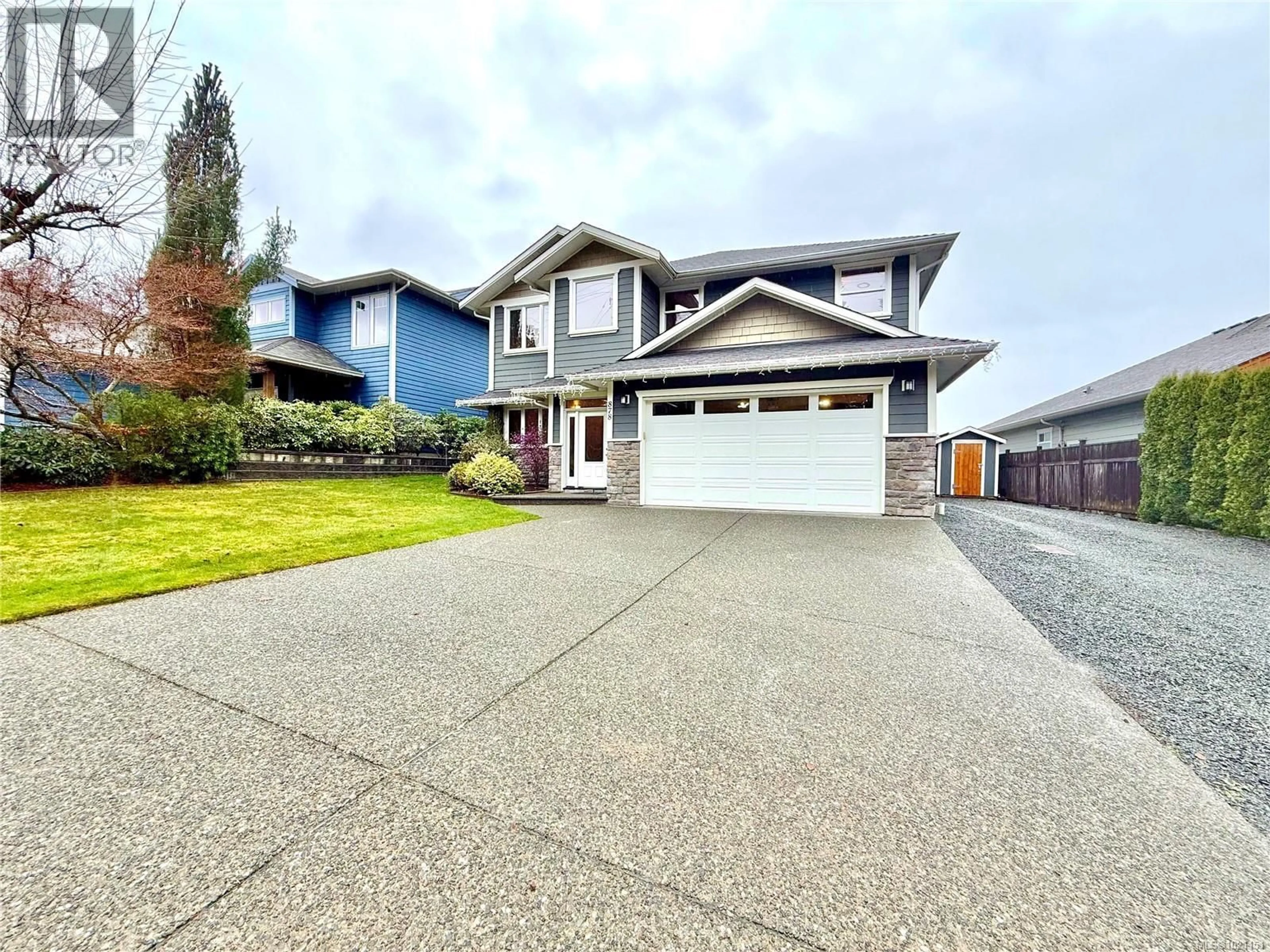 Home with vinyl exterior material, street for 878 ERICKSON ROAD, Campbell River British Columbia V9H0B3