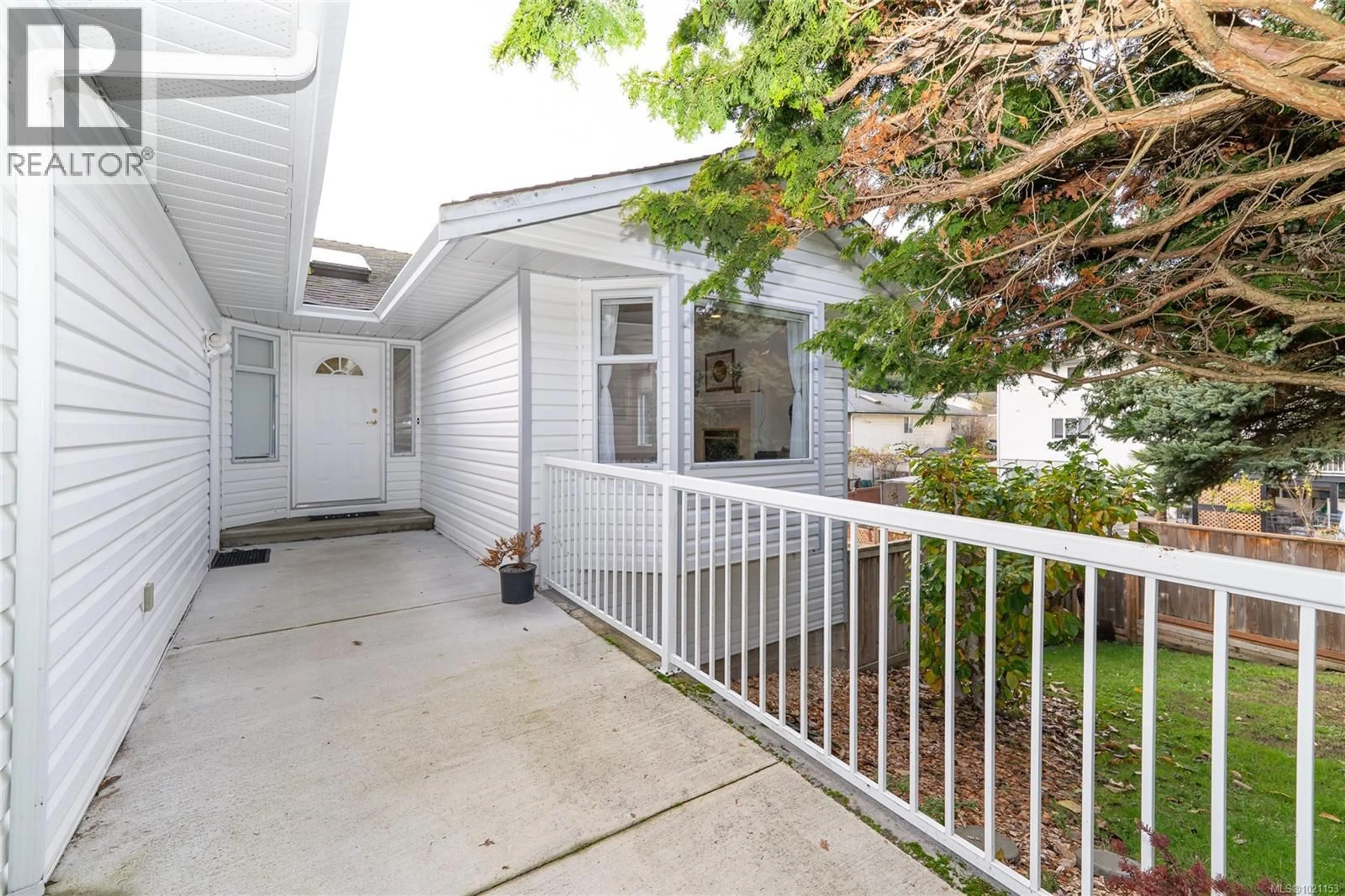 Patio, street for 2236 TARA PLACE, Sooke British Columbia V9Z0H6