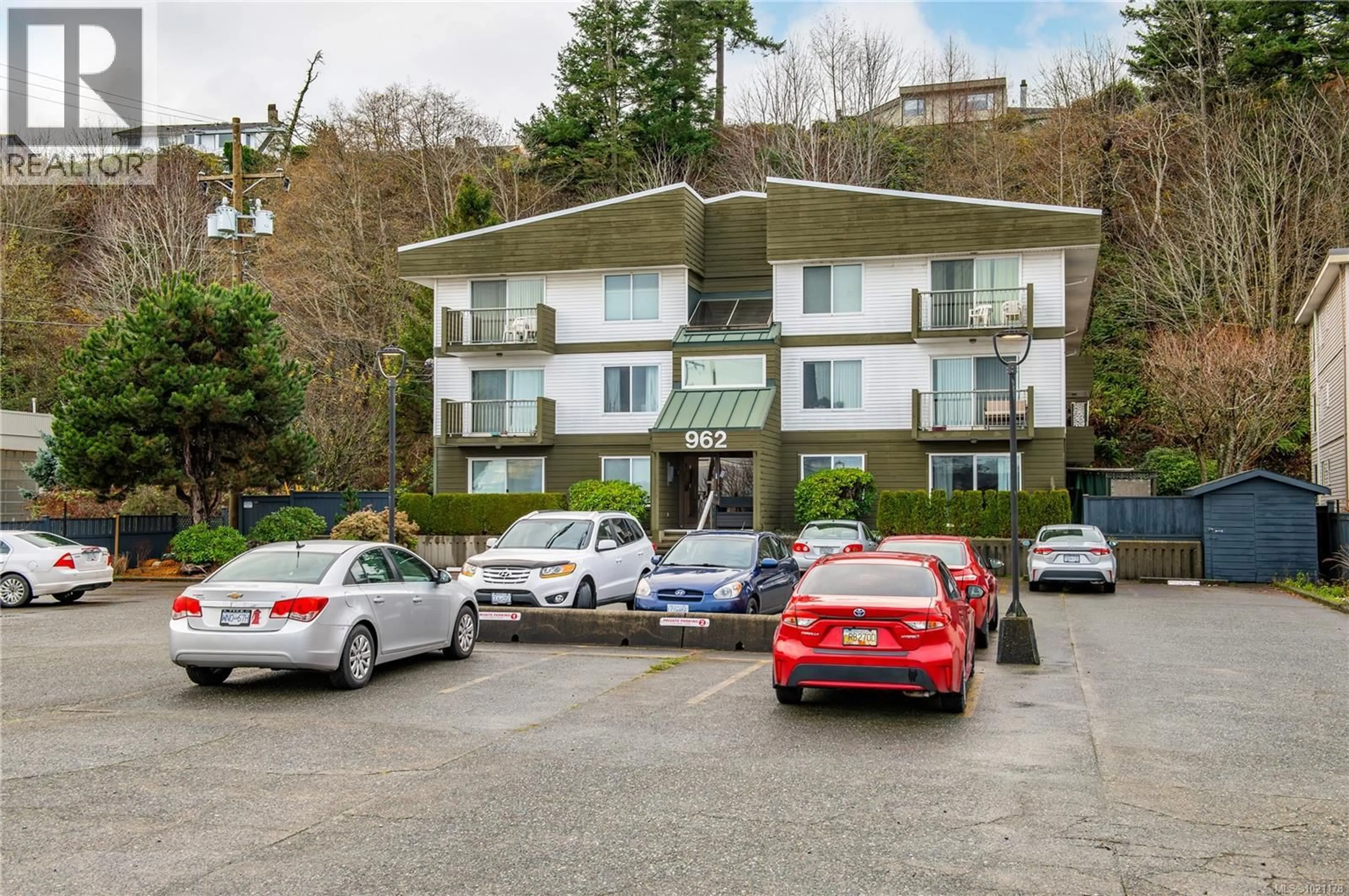 Unknown for 105 - 962 ISLAND HIGHWAY SOUTH, Campbell River British Columbia V9W1B1