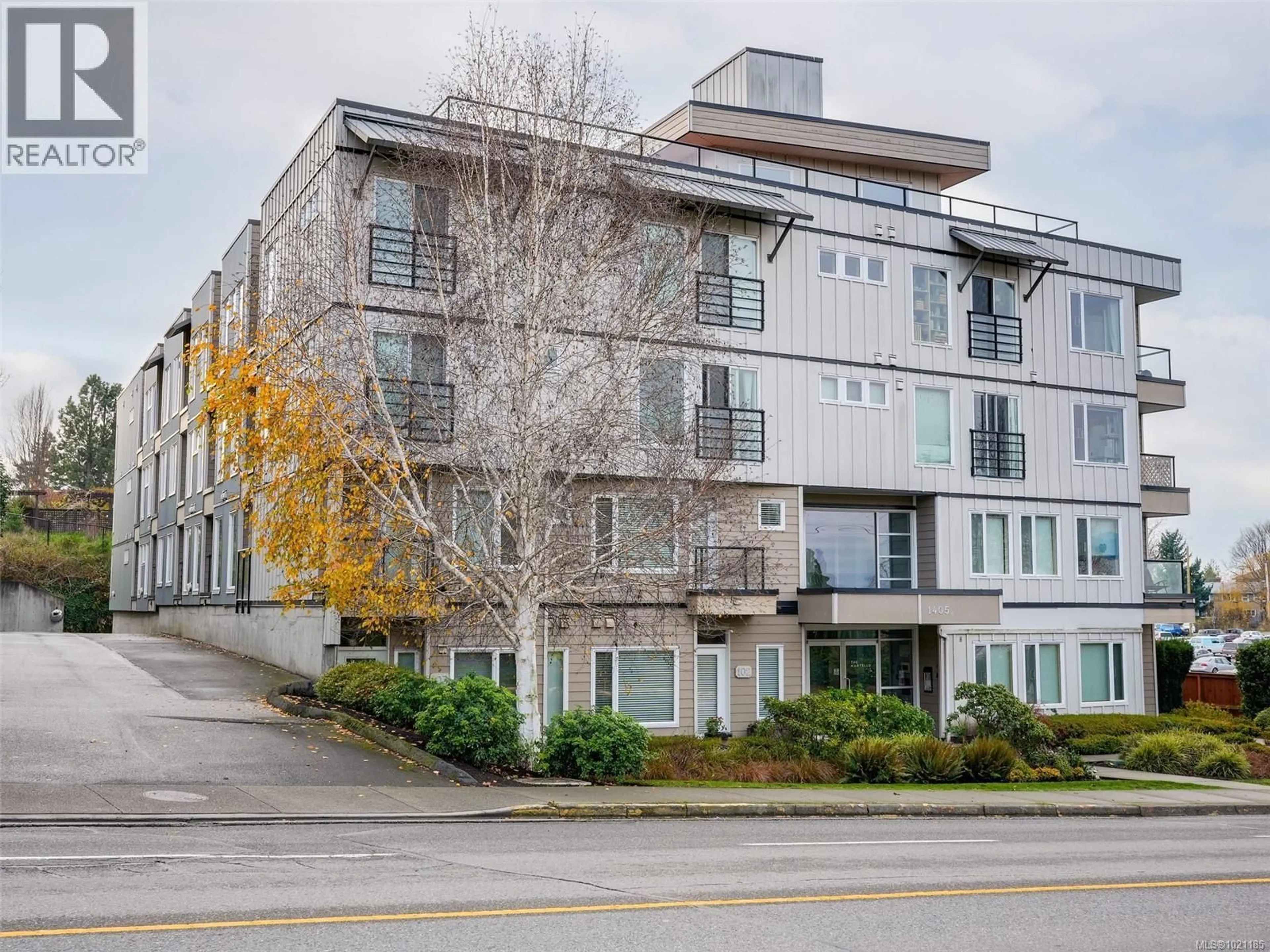 Unknown for 1405 ESQUIMALT STREET, Esquimalt British Columbia V9A3L9