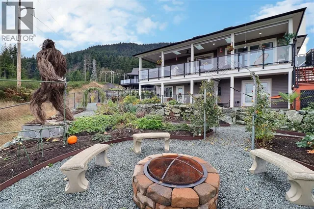 643 JOHN WILSON PLACE, Ladysmith 2