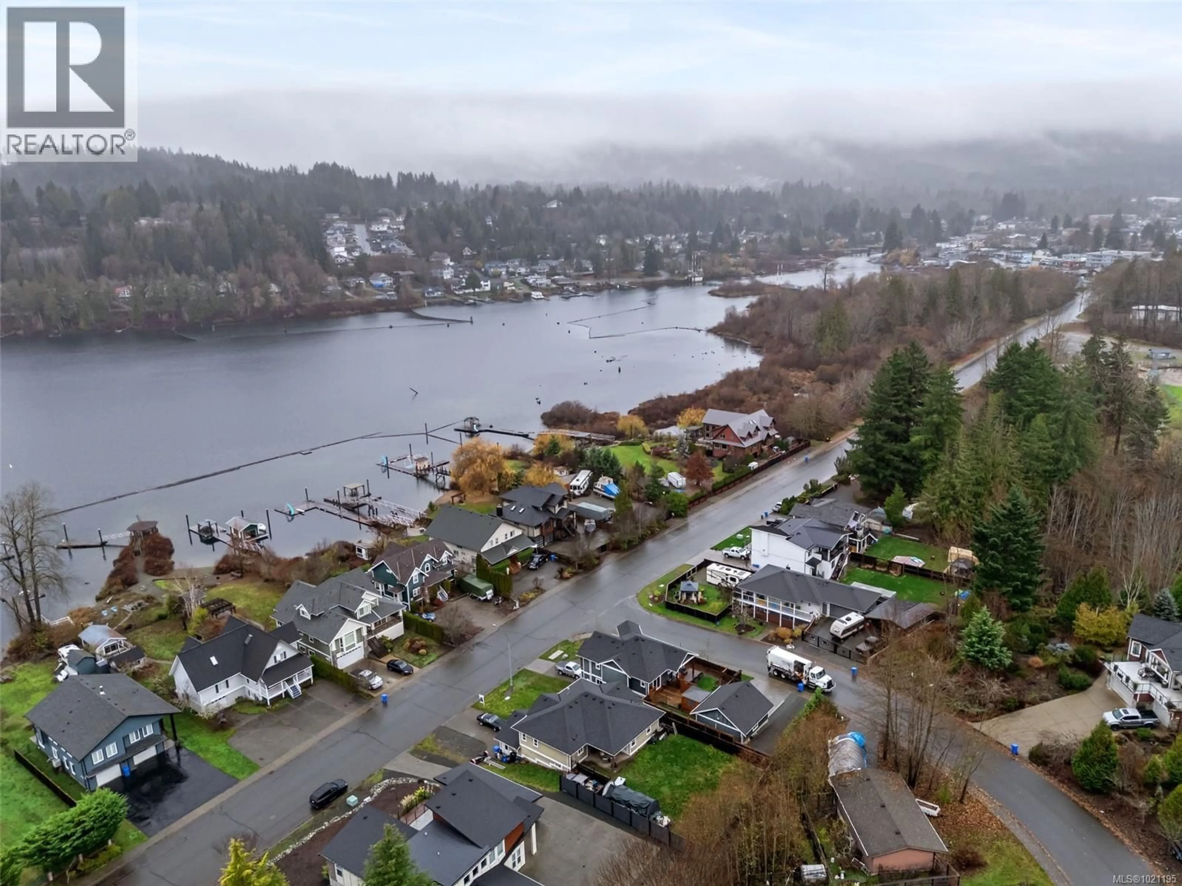 A pic from outside/outdoor area/front of a property/back of a property/a pic from drone, water/lake/river/ocean view for 374 POINT IDEAL DRIVE, Lake Cowichan British Columbia V0R2G0