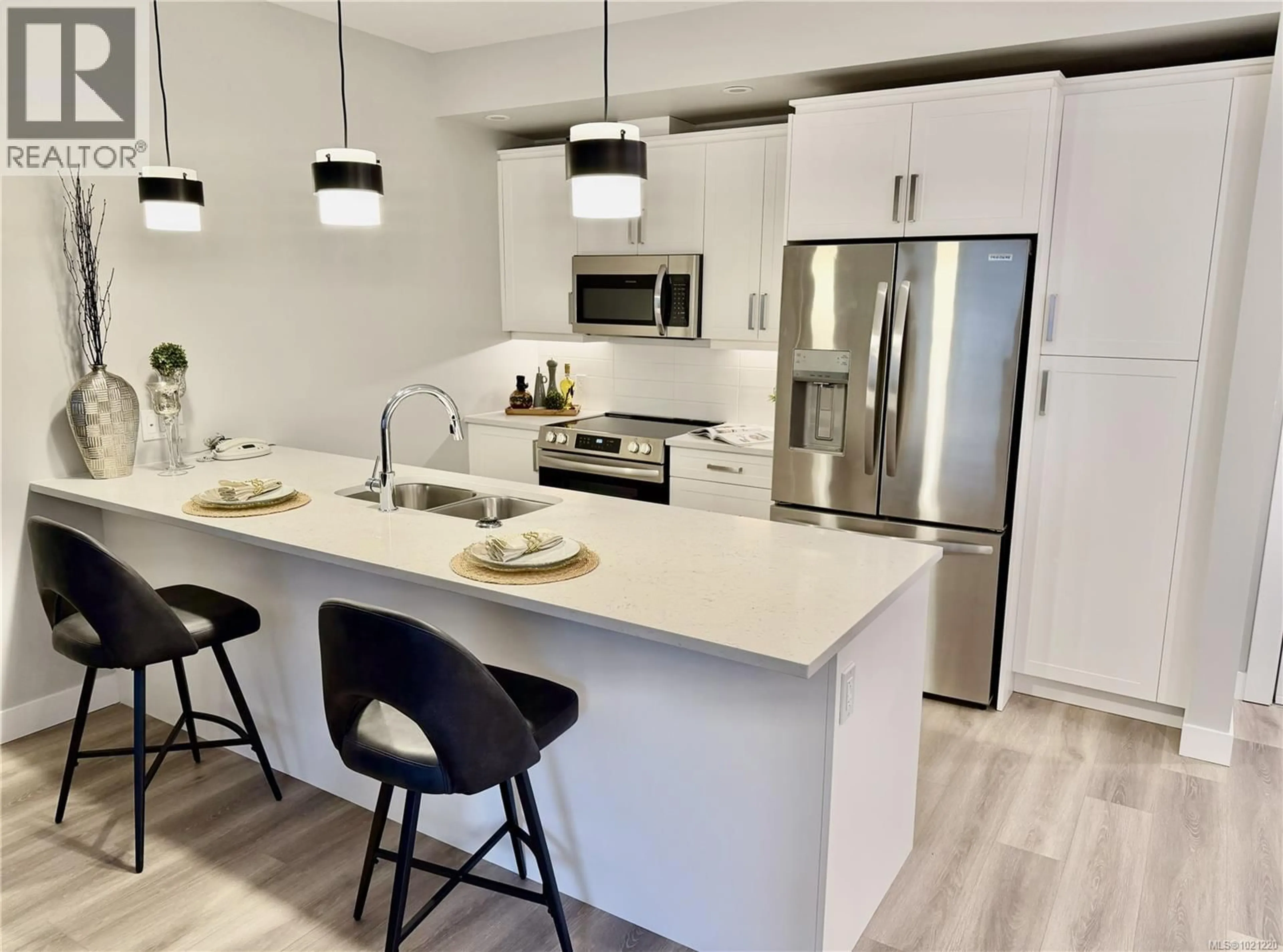 Open concept kitchen, unknown for 505 - 918 JENKINS AVENUE, Langford British Columbia V9B2N7