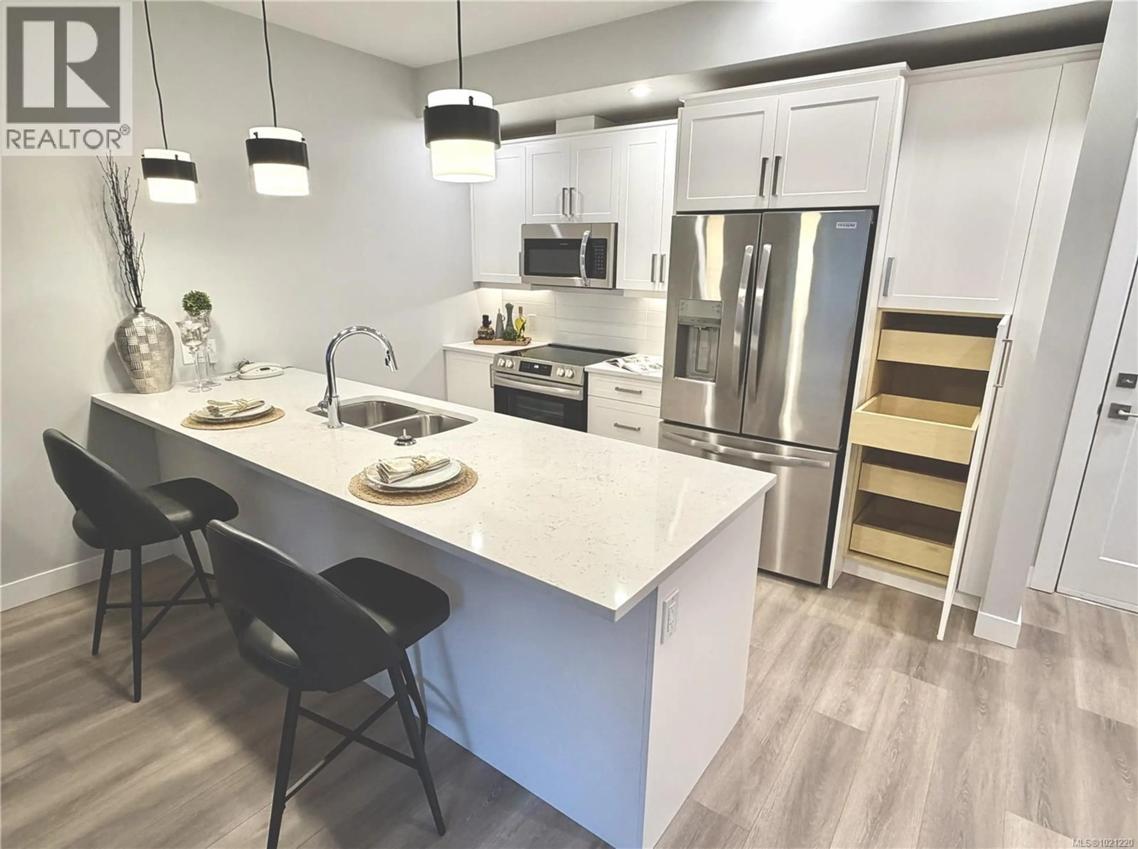 Open concept kitchen, unknown for 505 - 918 JENKINS AVENUE, Langford British Columbia V9B2N7