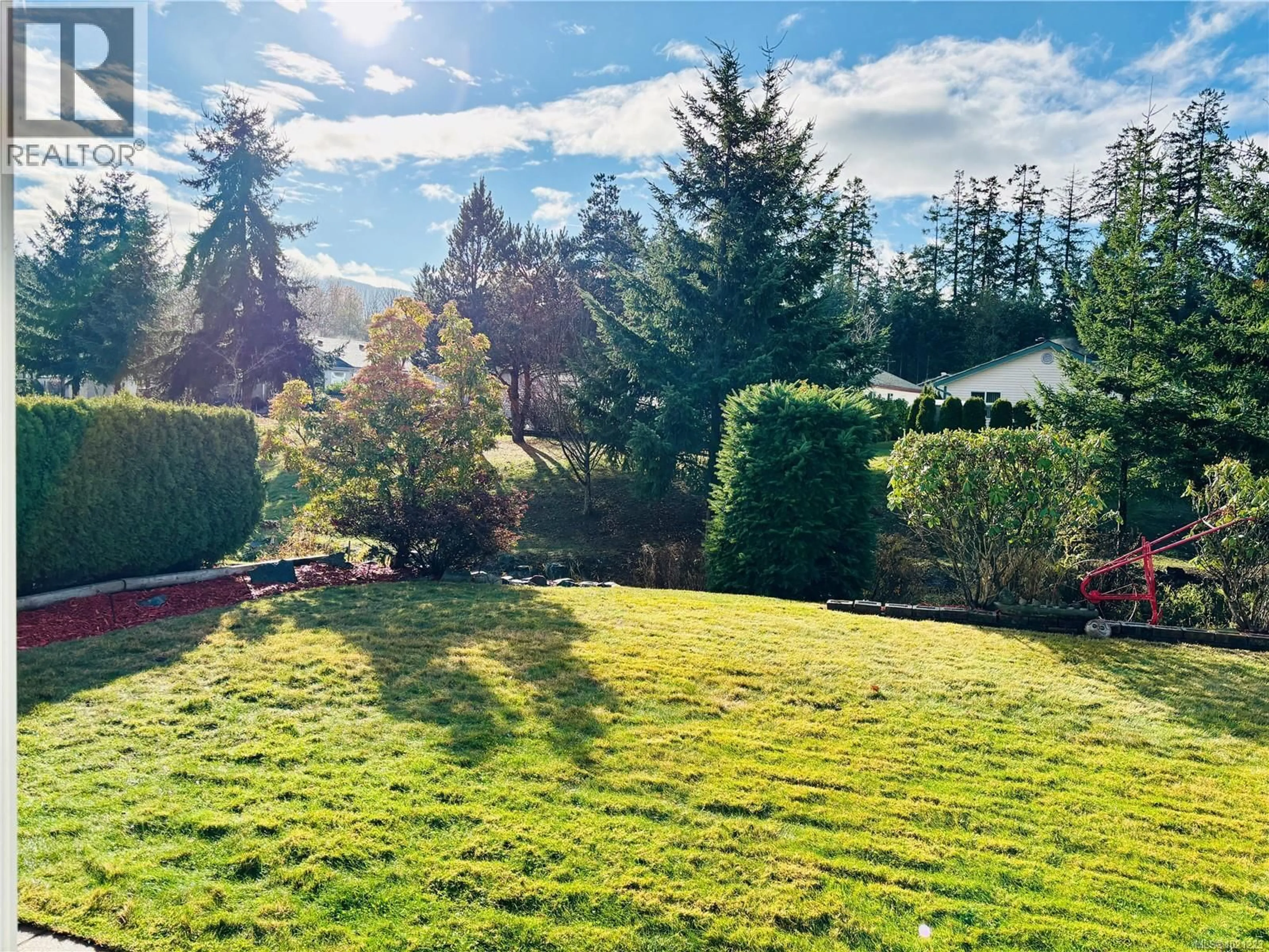 A pic from outside/outdoor area/front of a property/back of a property/a pic from drone, forest/trees view for 6213 RICH ROAD, Nanaimo British Columbia V9T6J2