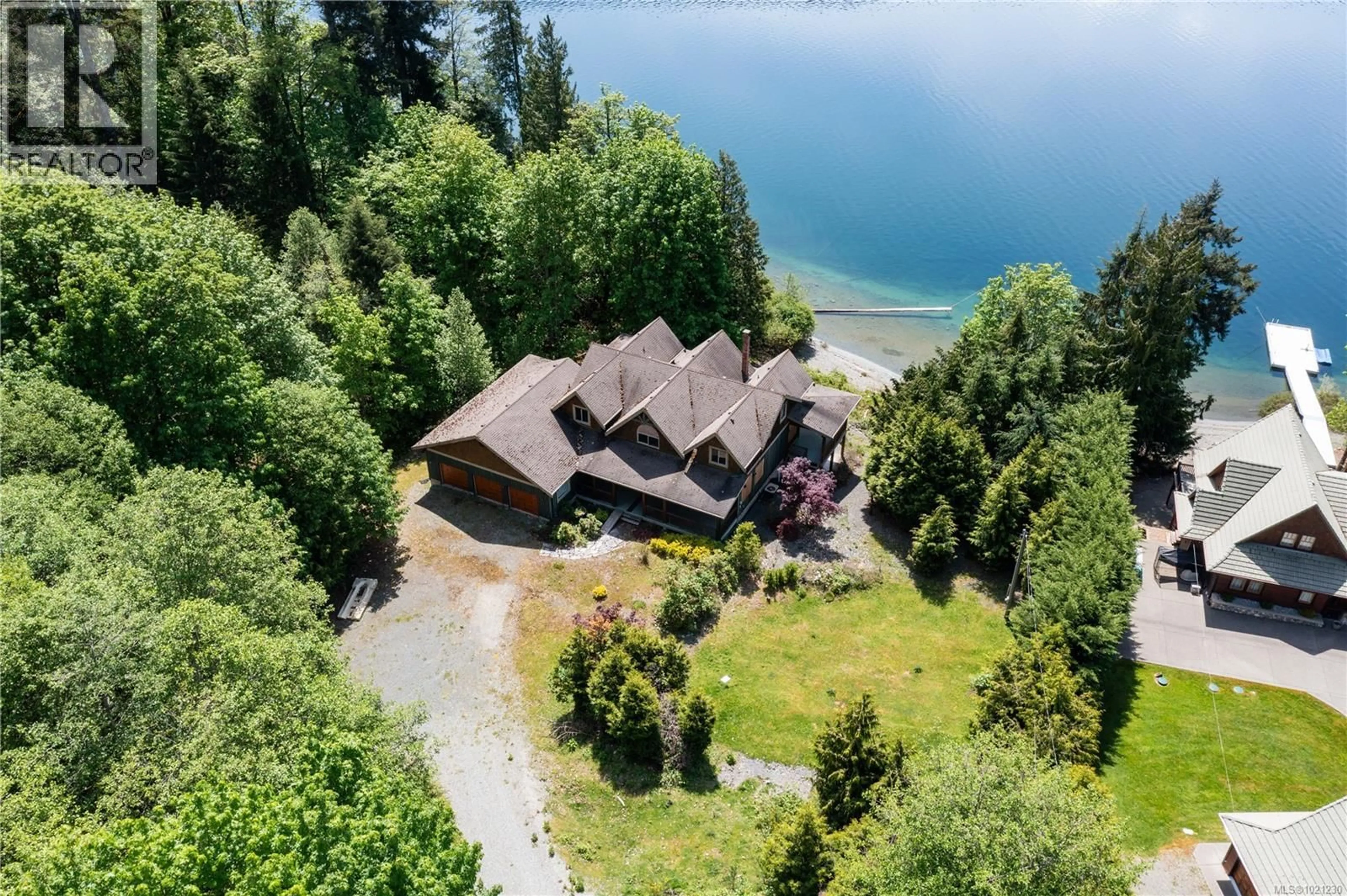 A pic from outside/outdoor area/front of a property/back of a property/a pic from drone, water/lake/river/ocean view for 9878 SWORDFERN WAY, Youbou British Columbia V0R3E1