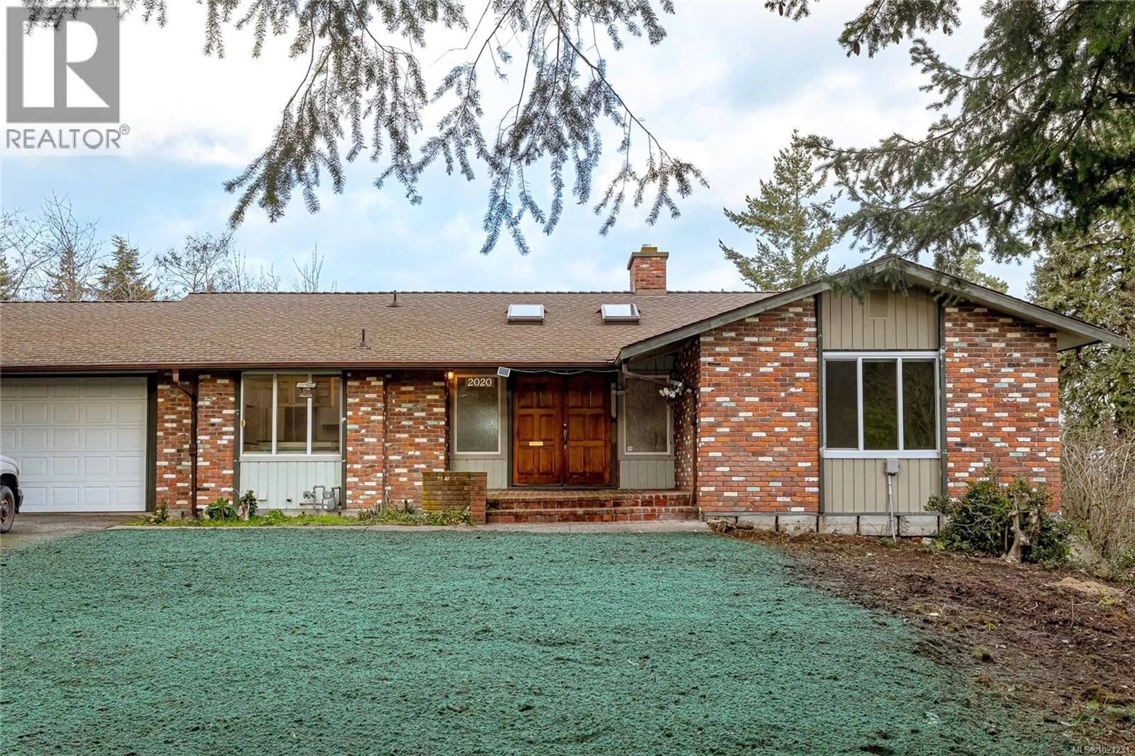 Home with brick exterior material, street for 2020 SALTAIR PLACE, Saanich British Columbia V8N4T2