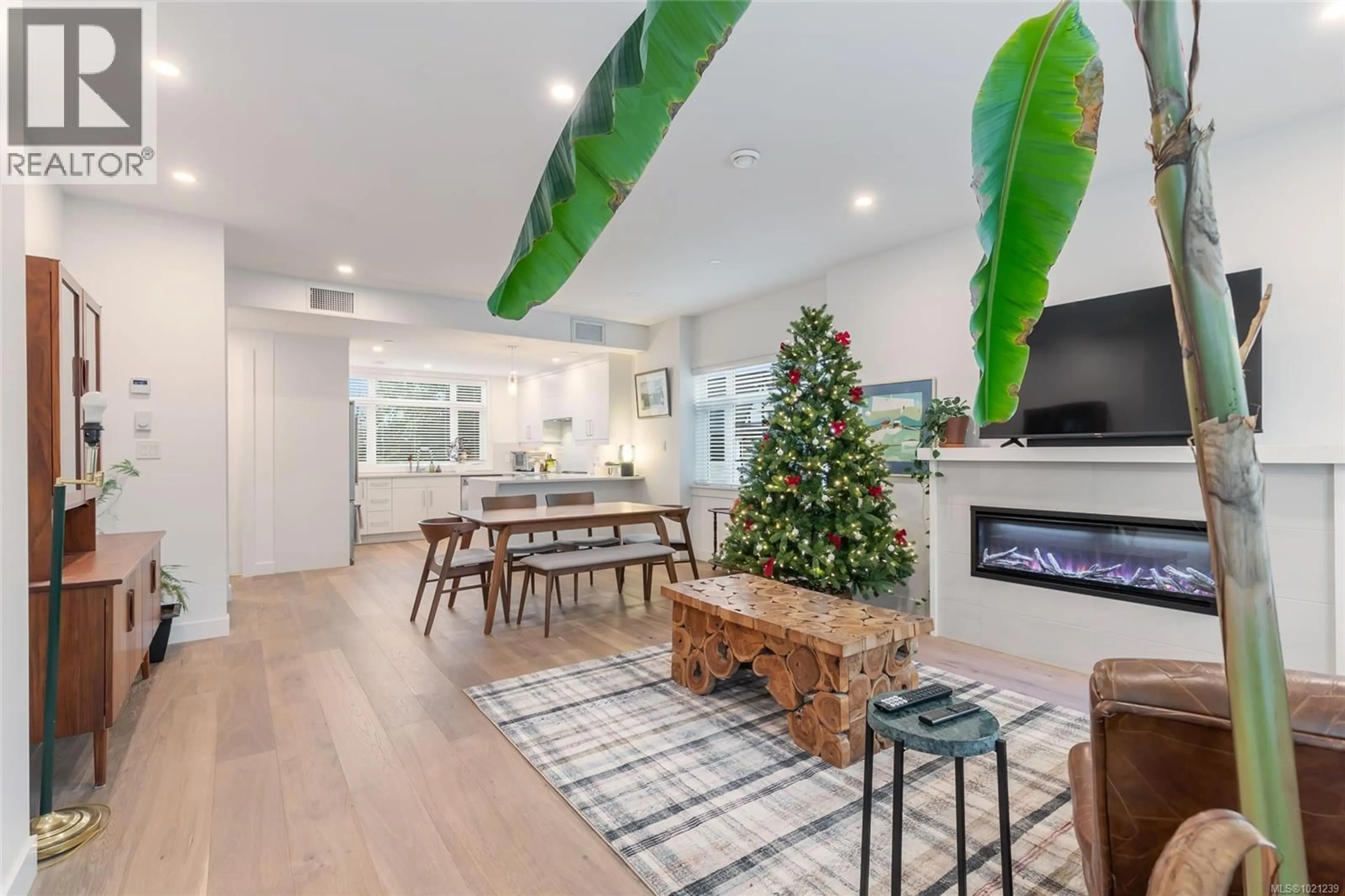 Unknown for 8 - 180 FIRST AVENUE WEST, Qualicum Beach British Columbia V9K1H1