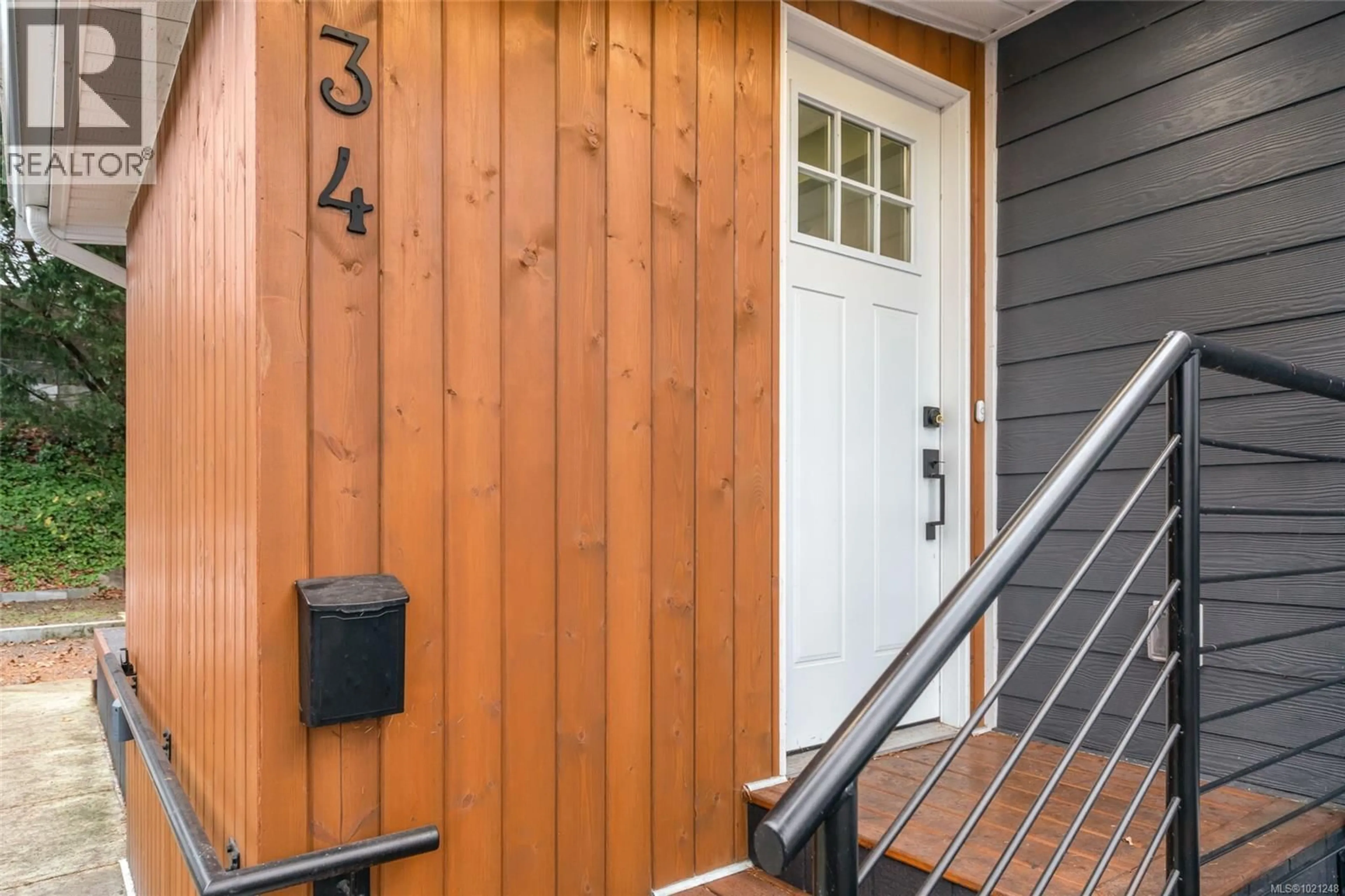 Indoor entryway for 34 - 80 FIFTH STREET, Nanaimo British Columbia V9R1N1