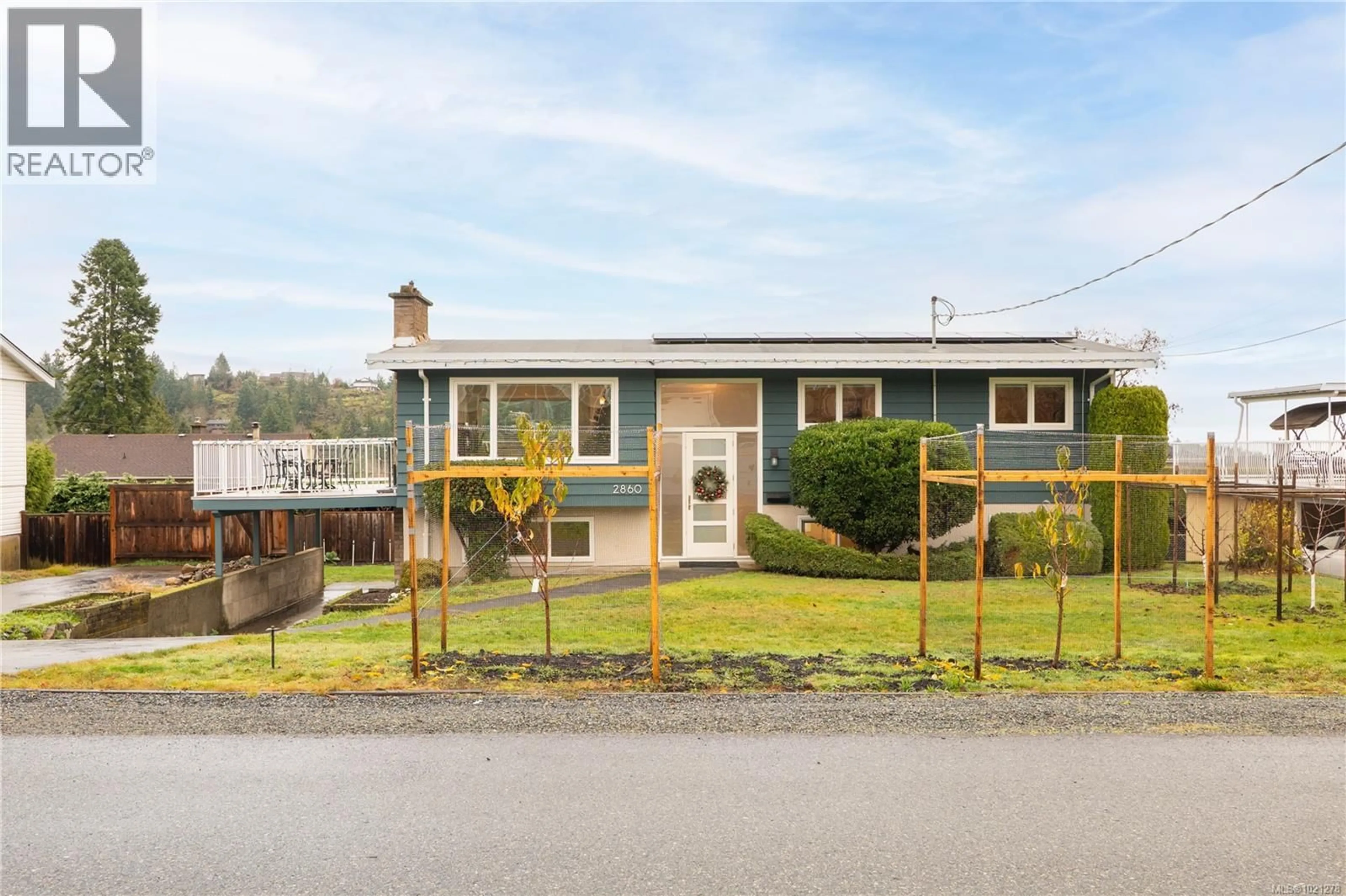 A pic from outside/outdoor area/front of a property/back of a property/a pic from drone, street for 2860 STAFFORDSHIRE TERRACE, Nanaimo British Columbia V9S3R1