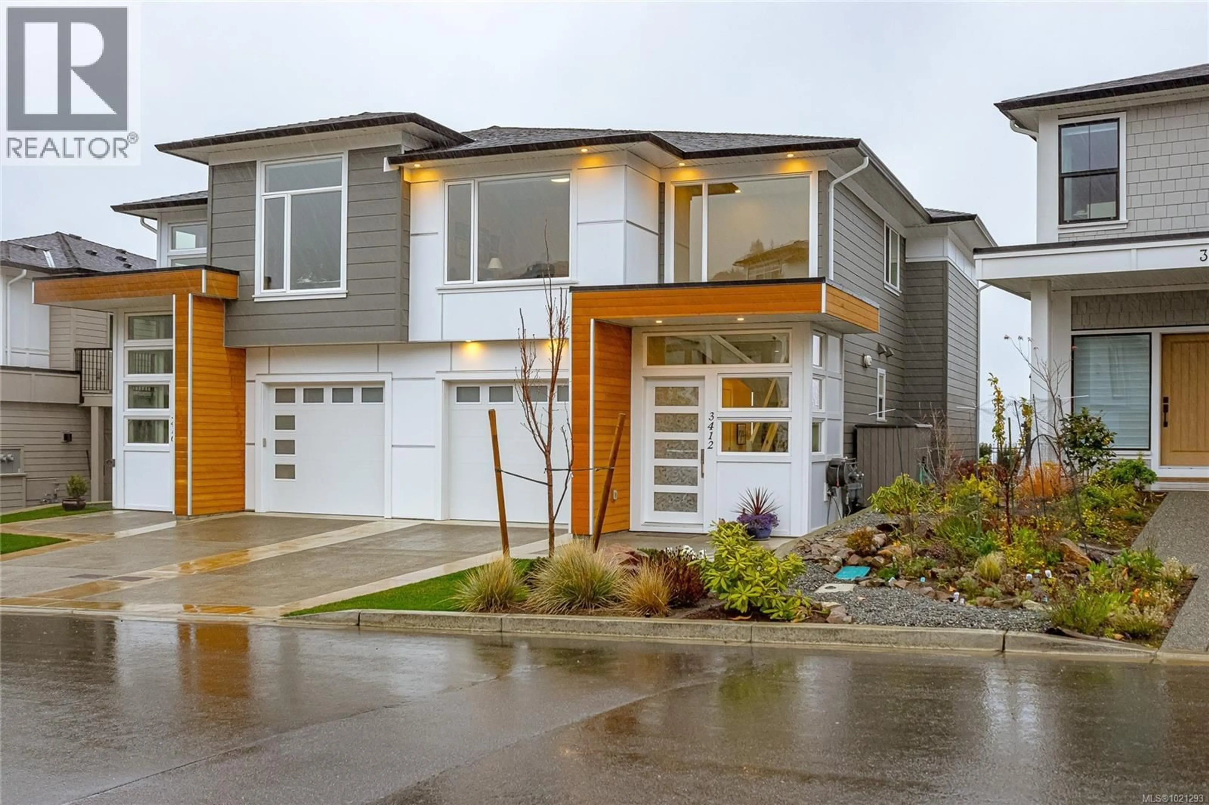 Home with vinyl exterior material, street for 3412 CALDERA COURT, Langford British Columbia V9B6Z8