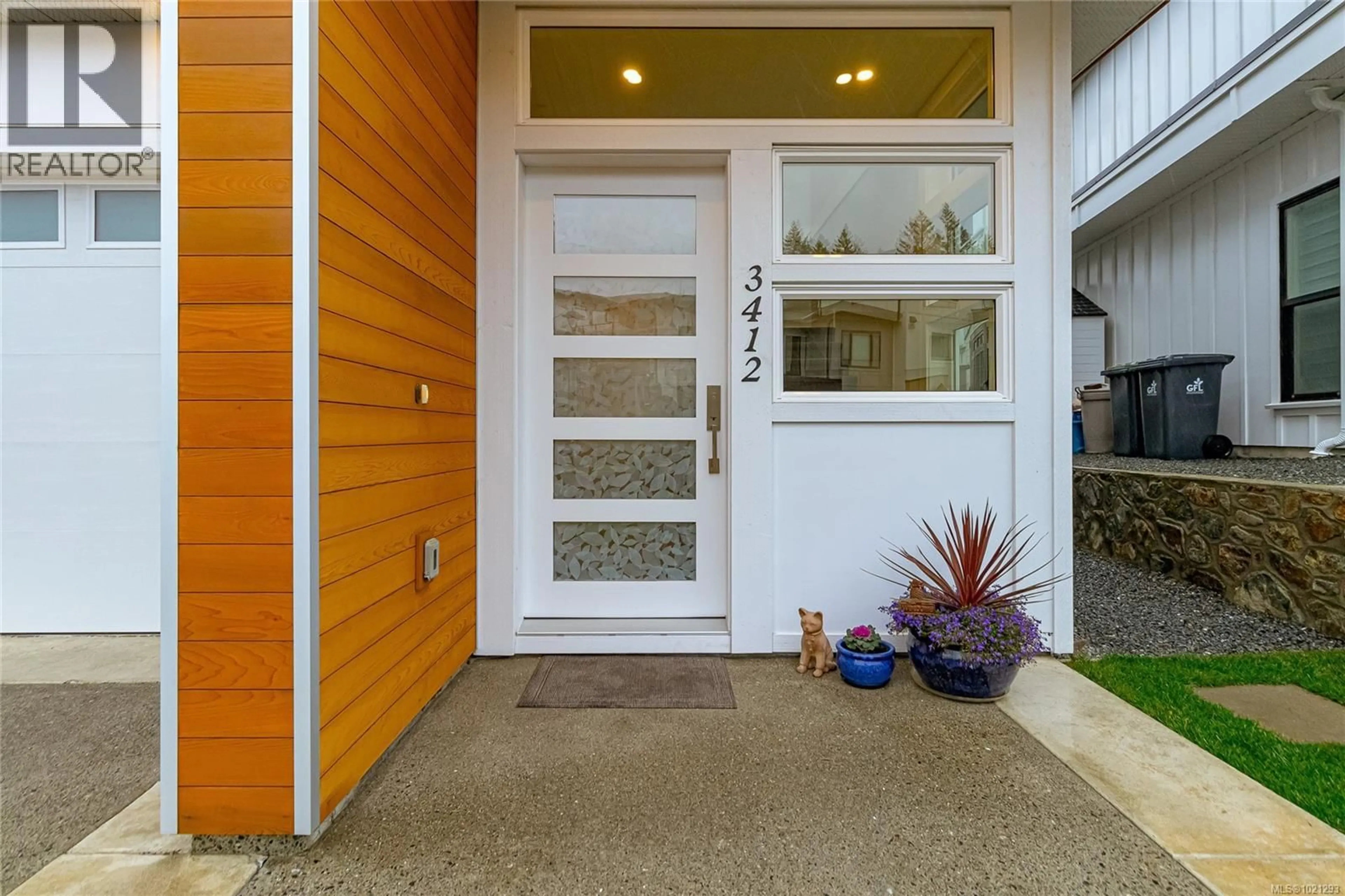 Indoor entryway for 3412 CALDERA COURT, Langford British Columbia V9B6Z8