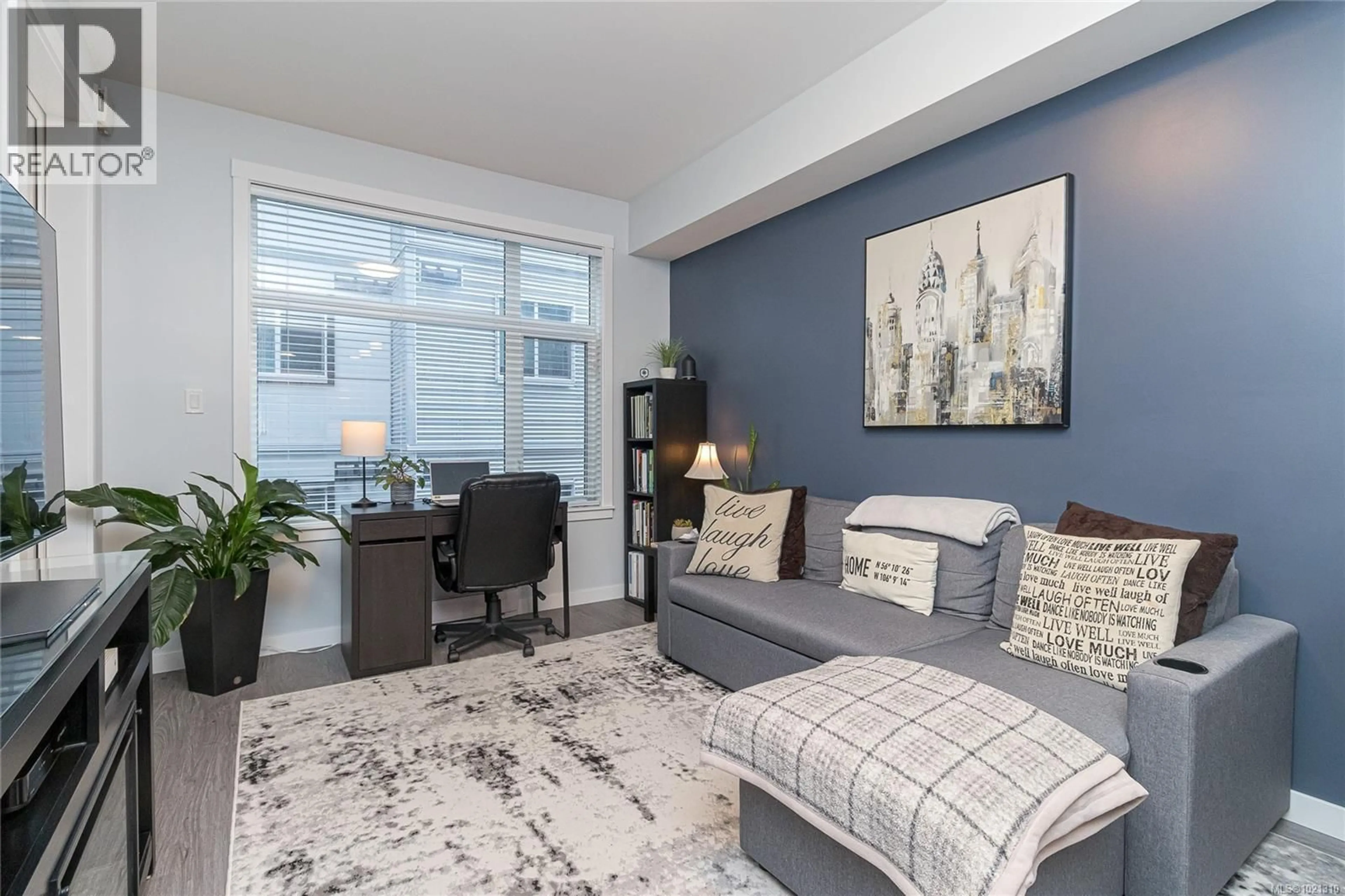 Living room with furniture, unknown for 304 - 868 ORONO AVENUE, Langford British Columbia V8B0X9