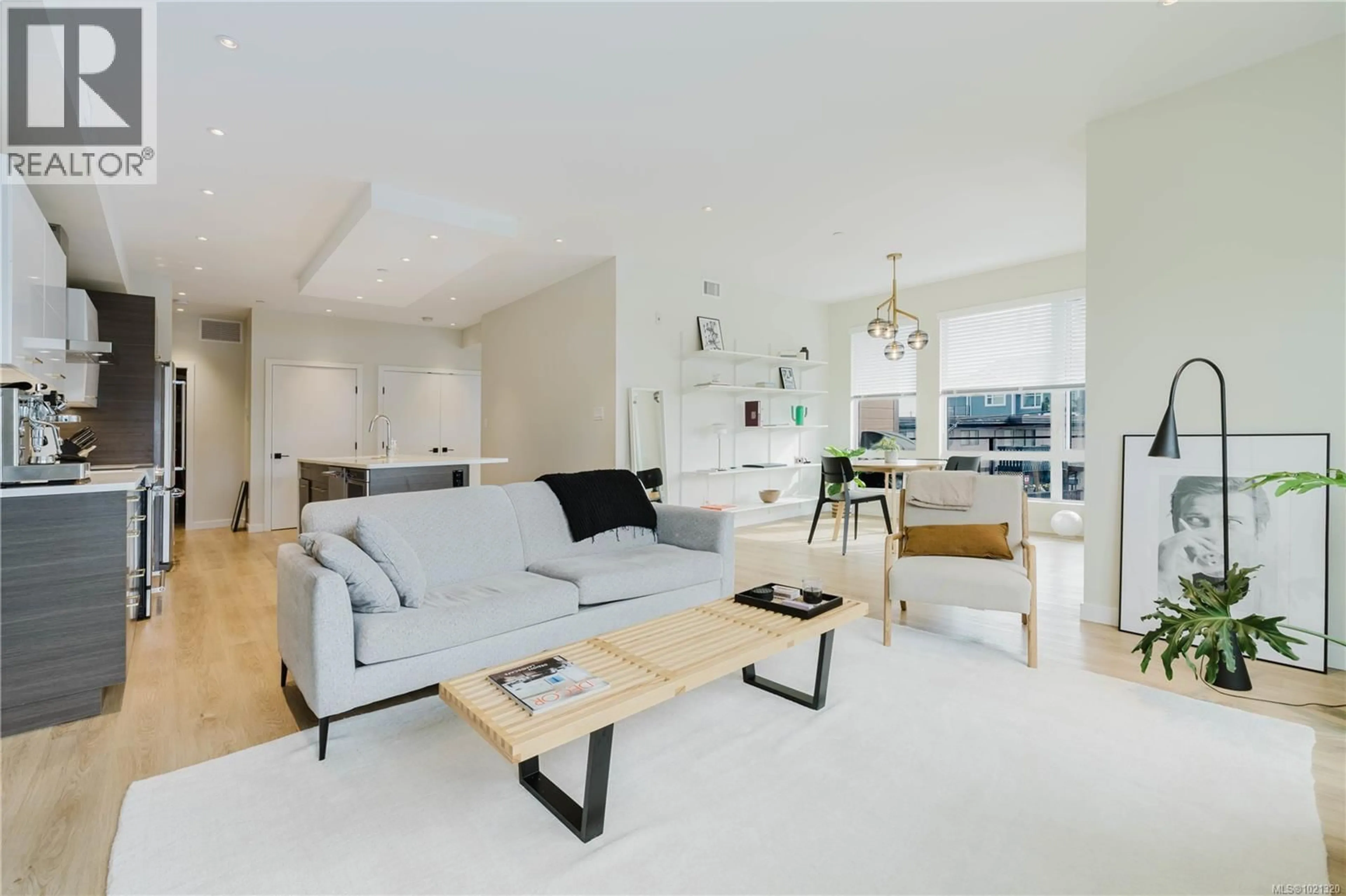 Living room with furniture, unknown for 208 - 100 LOMBARDY STREET, Parksville British Columbia V9B2J6