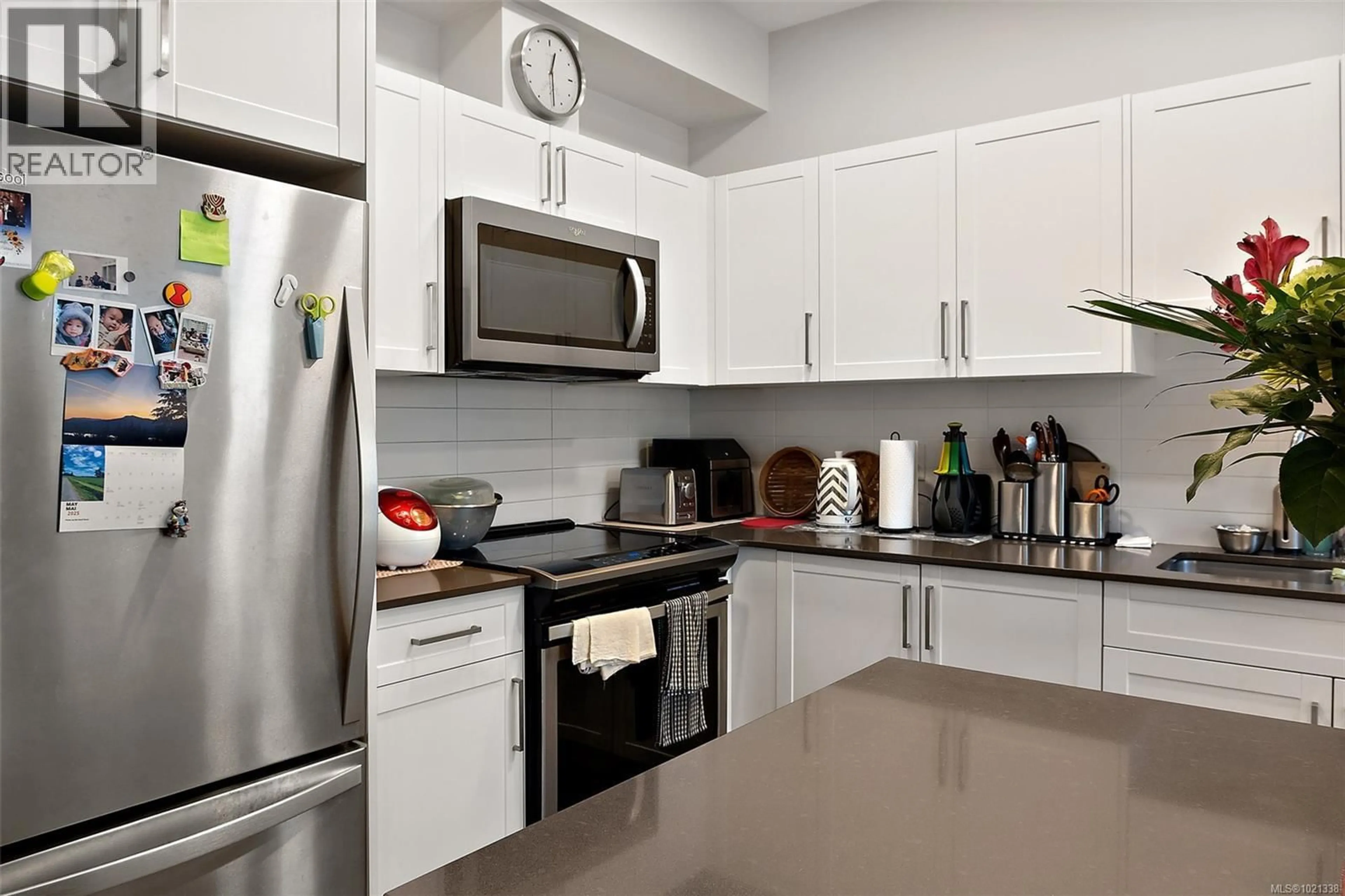 Standard kitchen, unknown for 607 - 2843 JACKLIN ROAD, Langford British Columbia V9B3X9