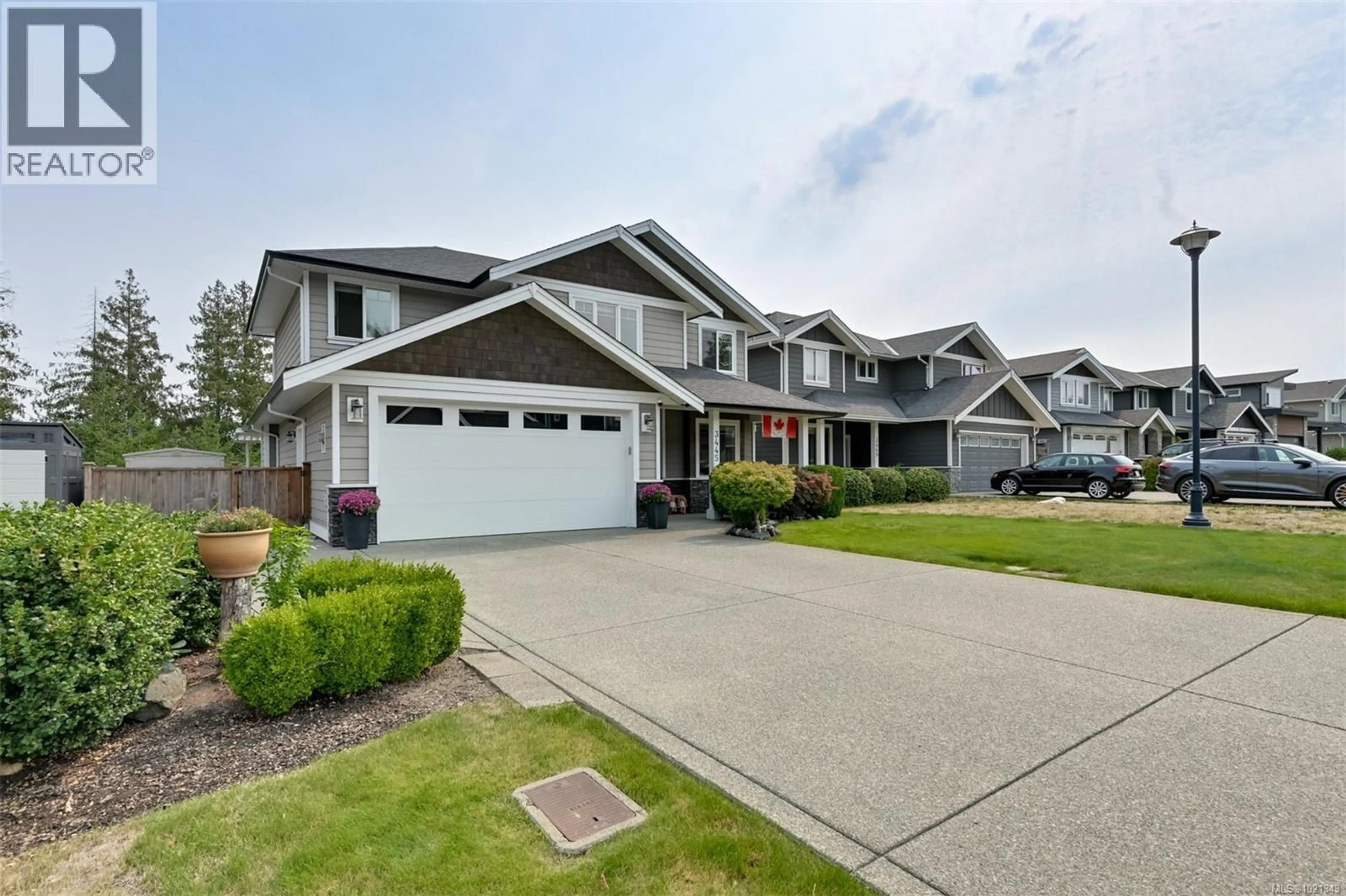 Home with vinyl exterior material, street for 3445 HOPWOOD PLACE, Colwood British Columbia V9C3V9