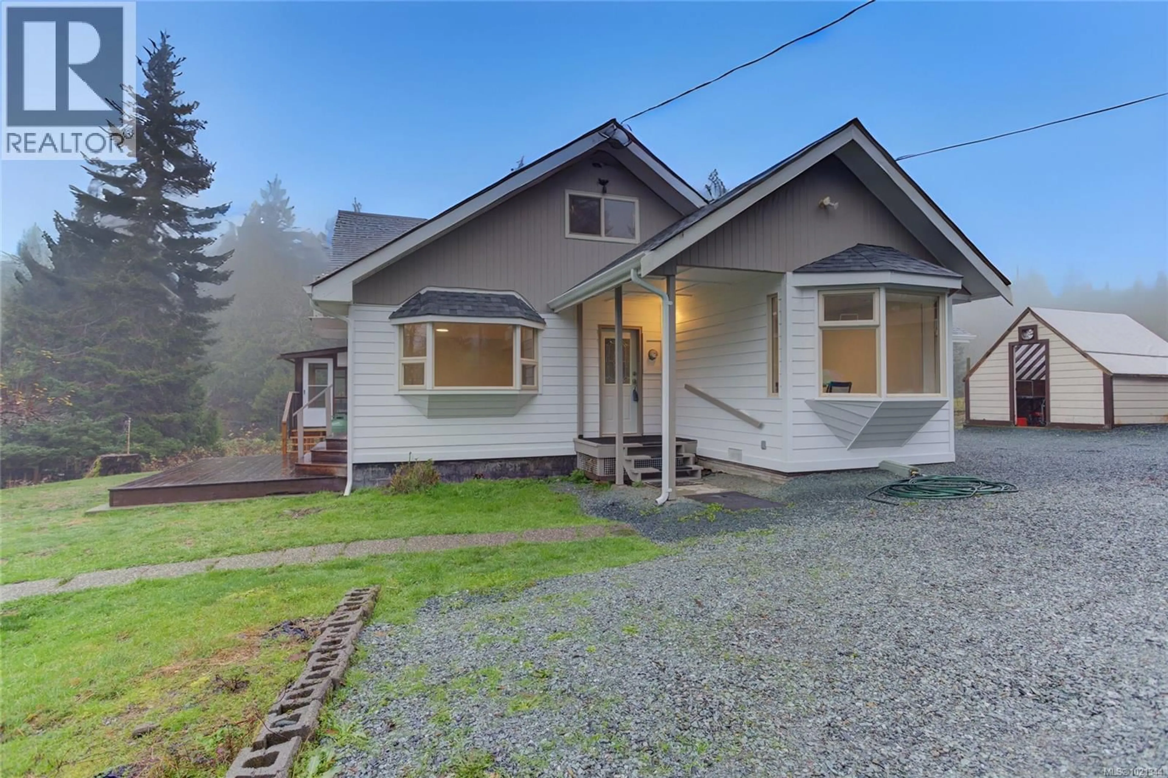 A pic from outside/outdoor area/front of a property/back of a property/a pic from drone, street for 8147 SHASTA ROAD, Crofton British Columbia V0R1K0