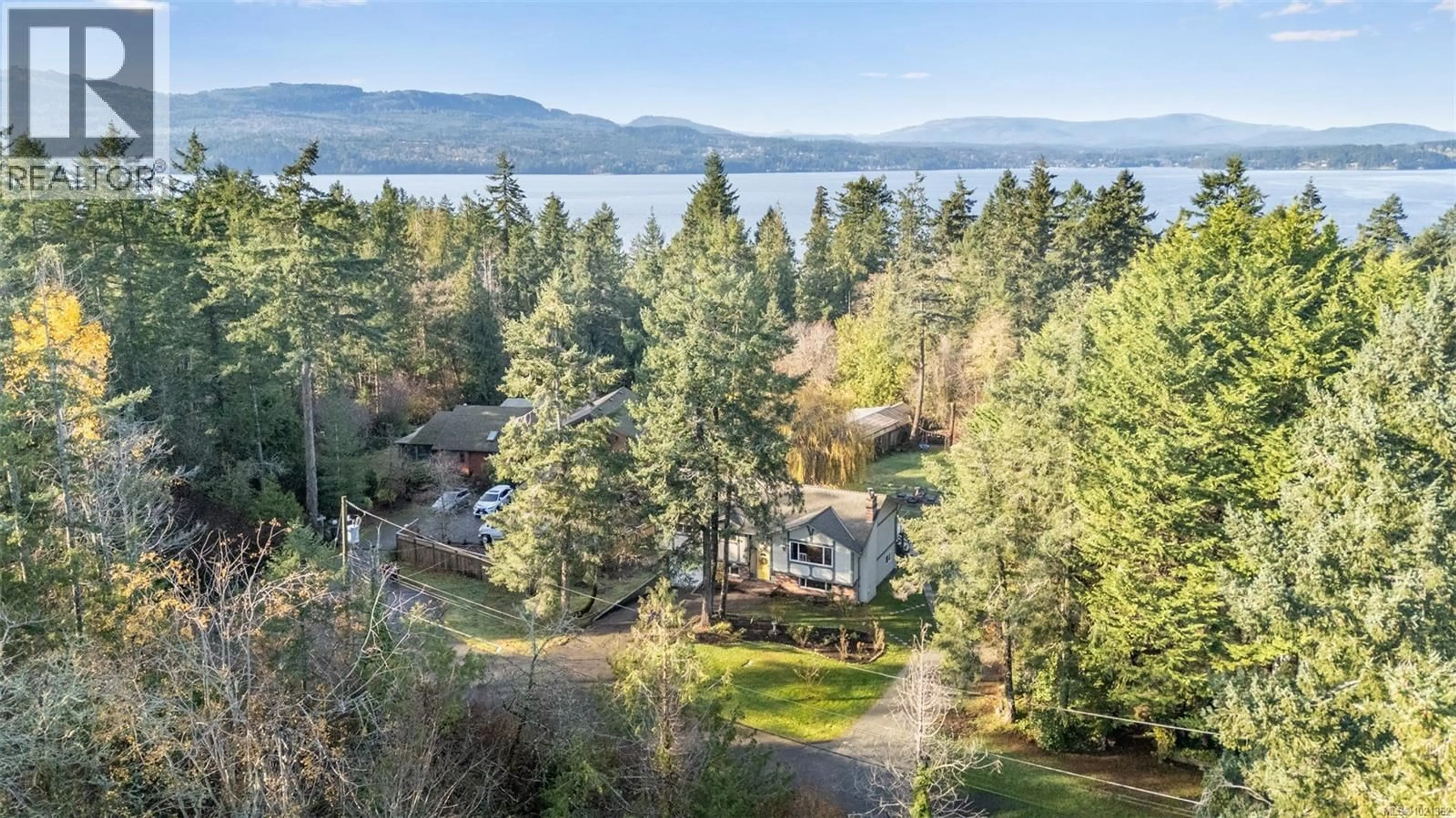 A pic from outside/outdoor area/front of a property/back of a property/a pic from drone, water/lake/river/ocean view for 9440 GLENELG AVENUE, North Saanich British Columbia V8L5G9