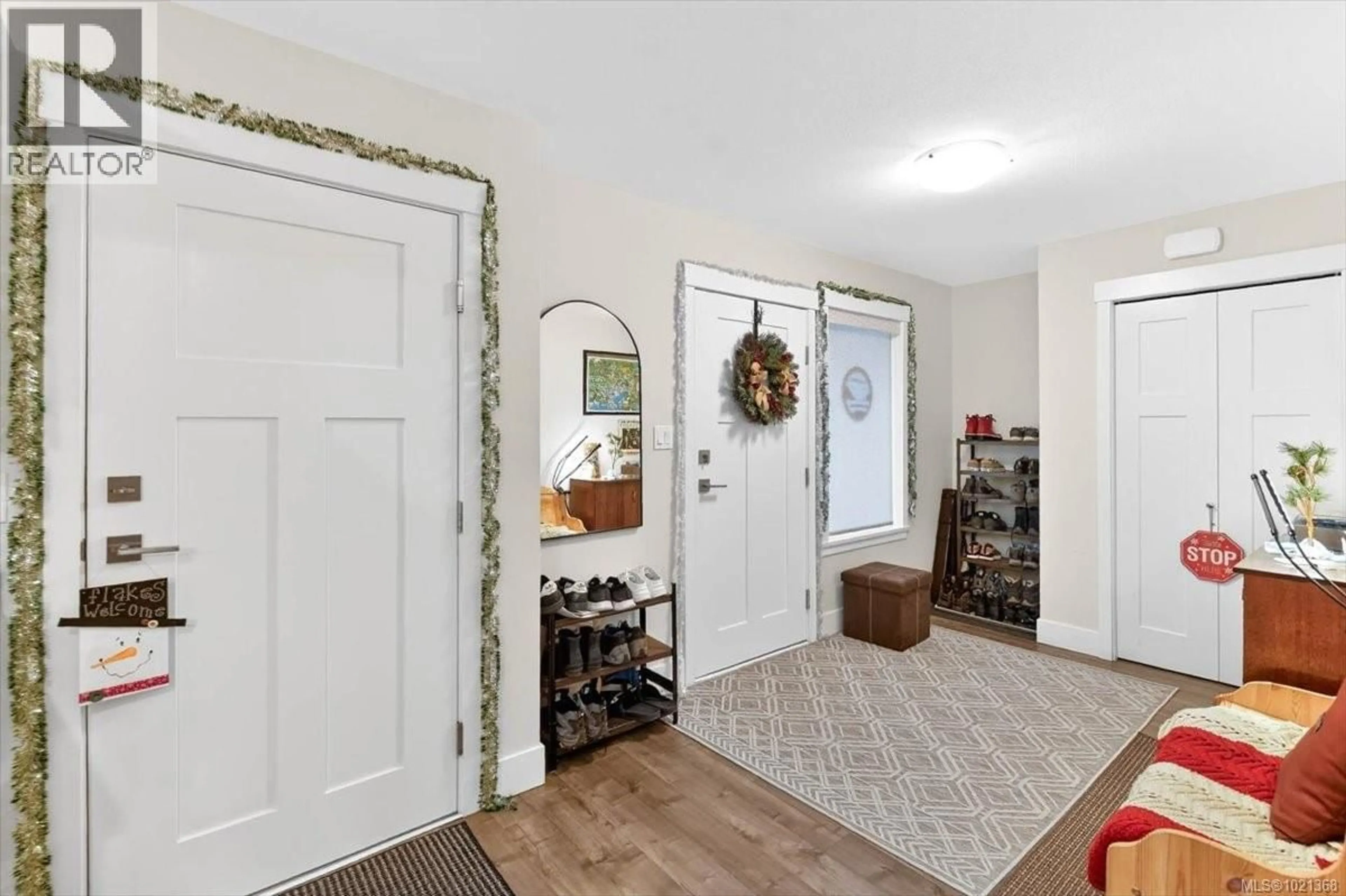 Indoor entryway for A - 4626 MAITLAND STREET, Port Alberni British Columbia V9Y7R4