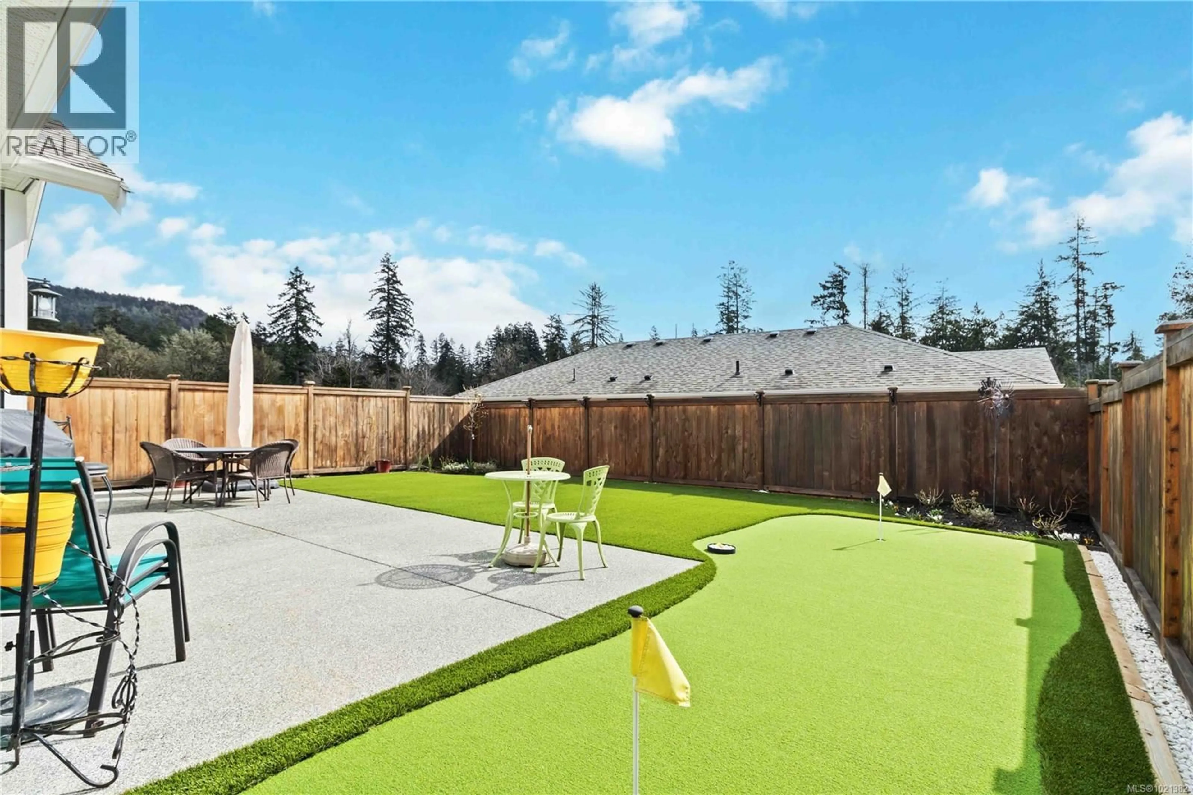 Patio, unknown for 2459 FERN WAY, Sooke British Columbia V9Z1N9