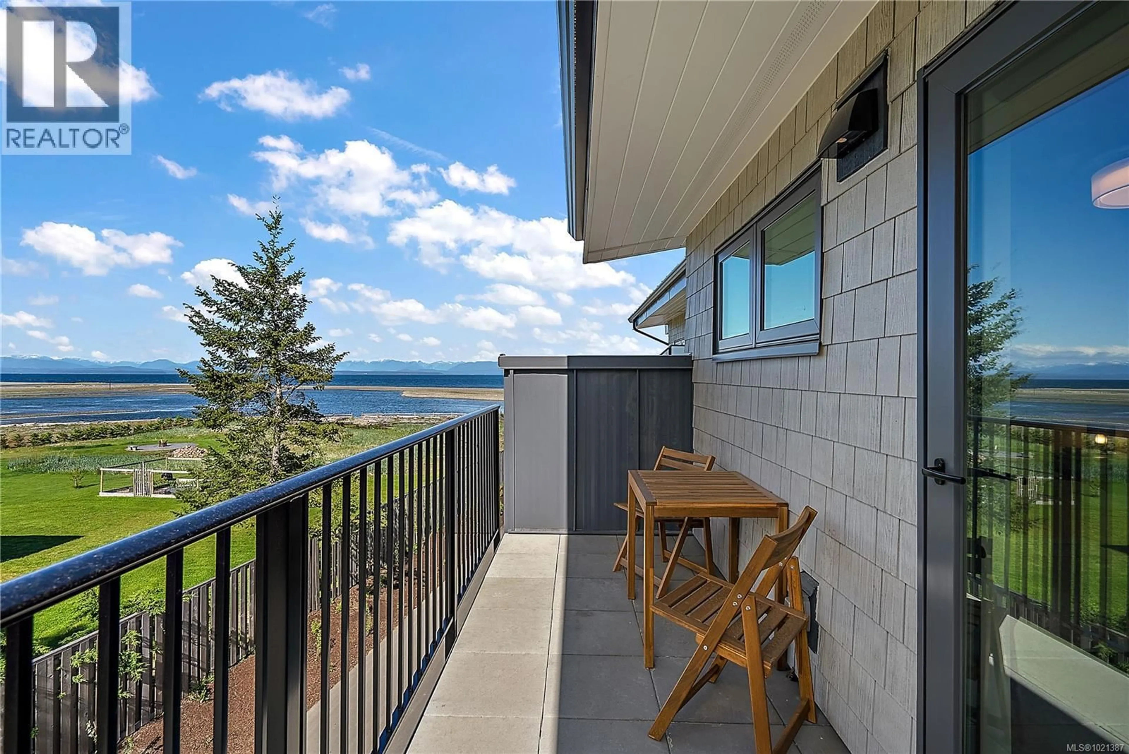 Patio, water/lake/river/ocean view for 6 - 9022 CLARKSON AVENUE, Black Creek British Columbia V9J1B3
