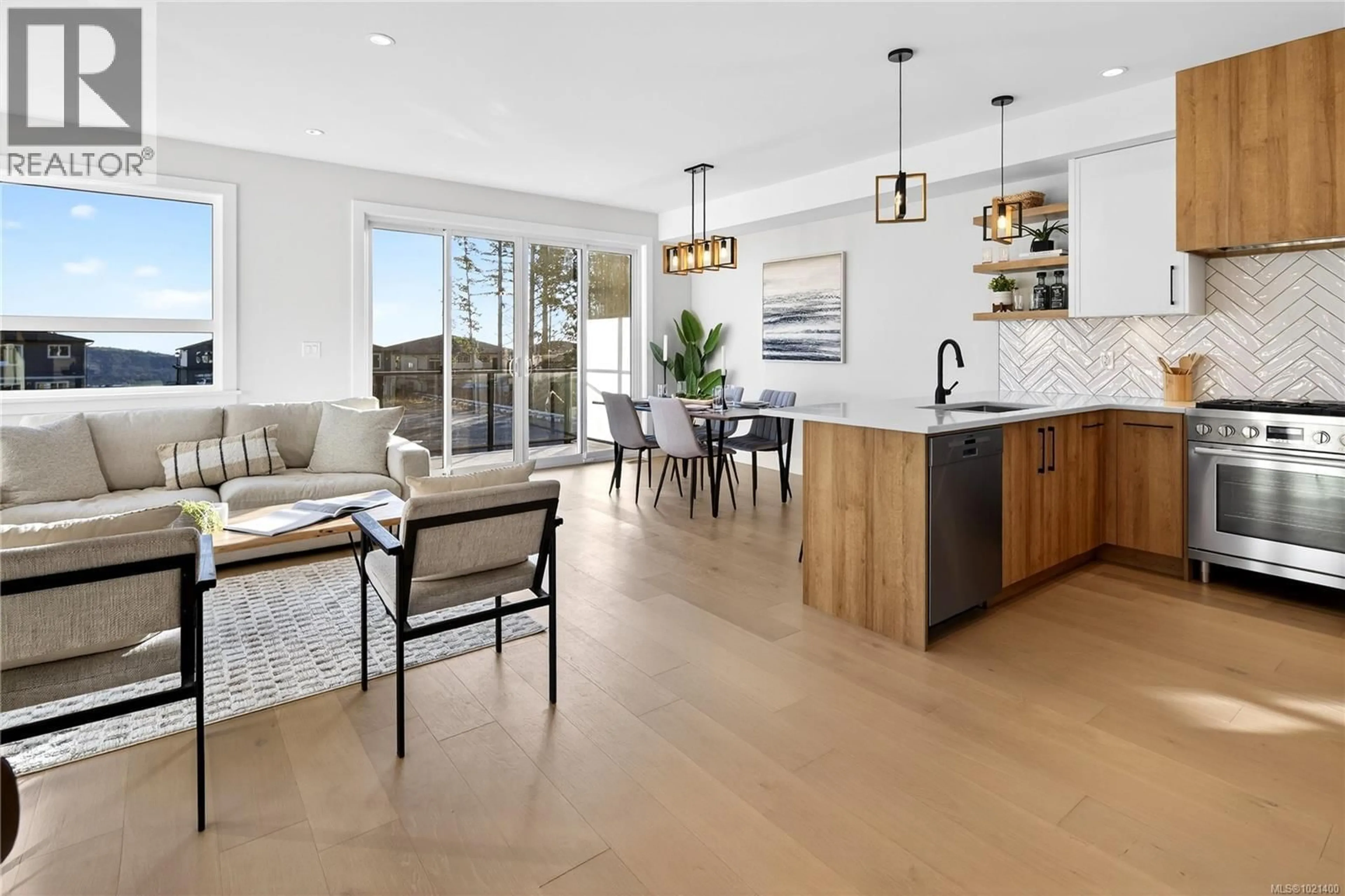 Open concept kitchen, unknown for 1544 MARBLE PLACE, Langford British Columbia V9B7A2