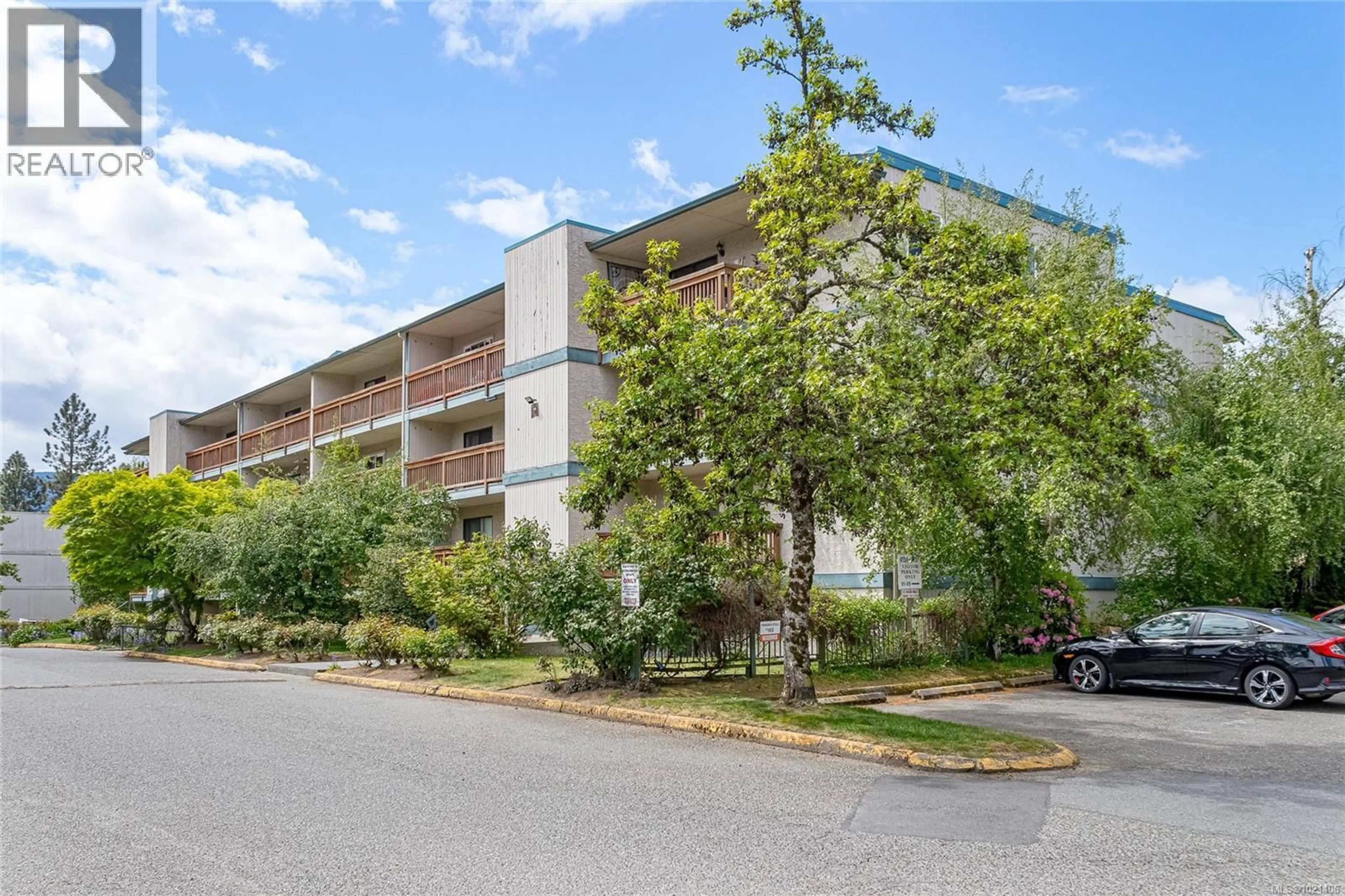 Patio, unknown for 310 - 4724 UPLANDS DRIVE, Nanaimo British Columbia V9T4S8