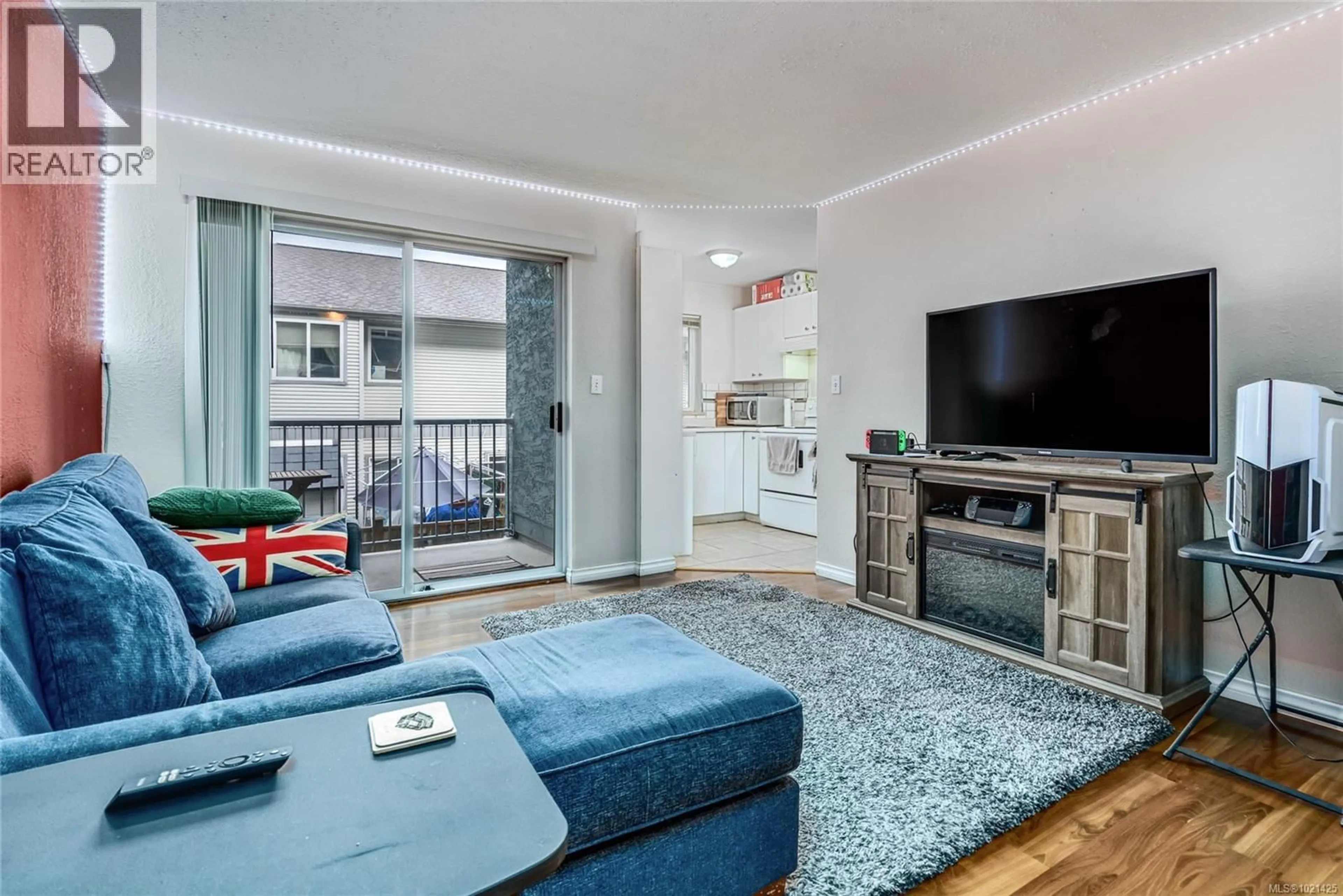 Living room with furniture, unknown for 207 - 1050 BRAIDWOOD ROAD, Courtenay British Columbia V9N3R9