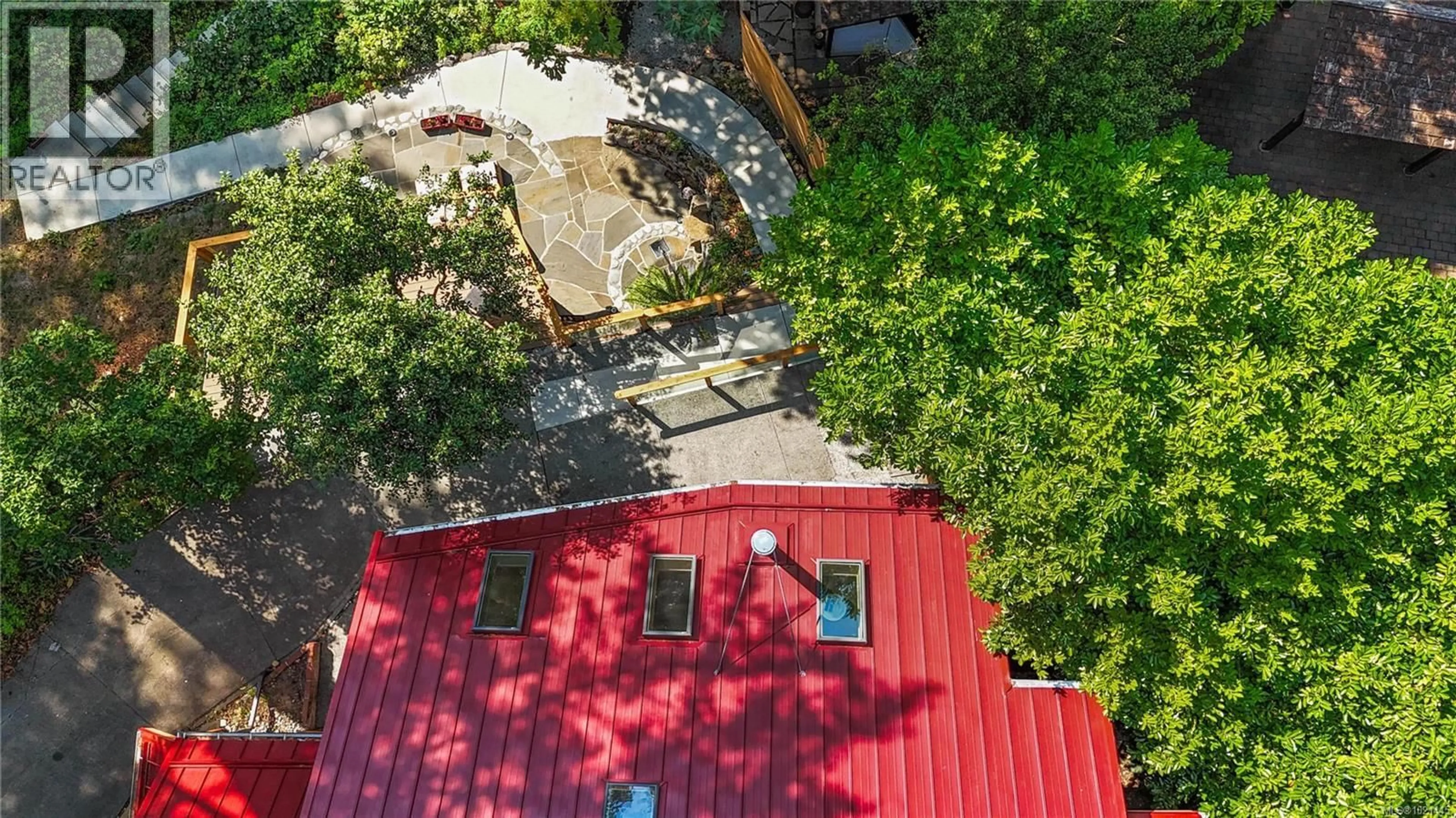 A pic from outside/outdoor area/front of a property/back of a property/a pic from drone, unknown for 1709 FALCON HEIGHTS ROAD, Langford British Columbia V9B6H6