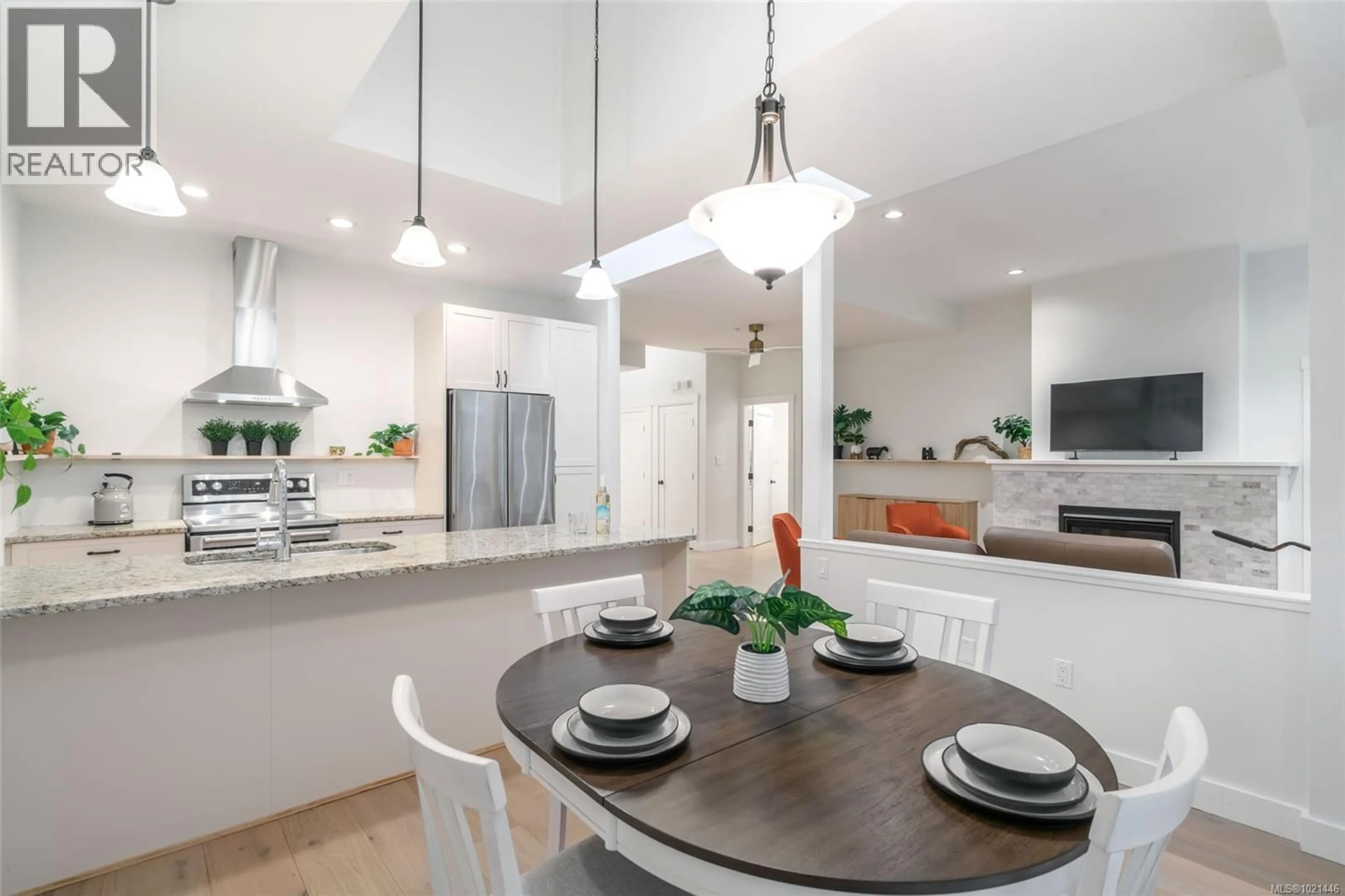 Open concept kitchen, unknown for 14 - 500 CORFIELD STREET SOUTH, Parksville British Columbia V9P0A8