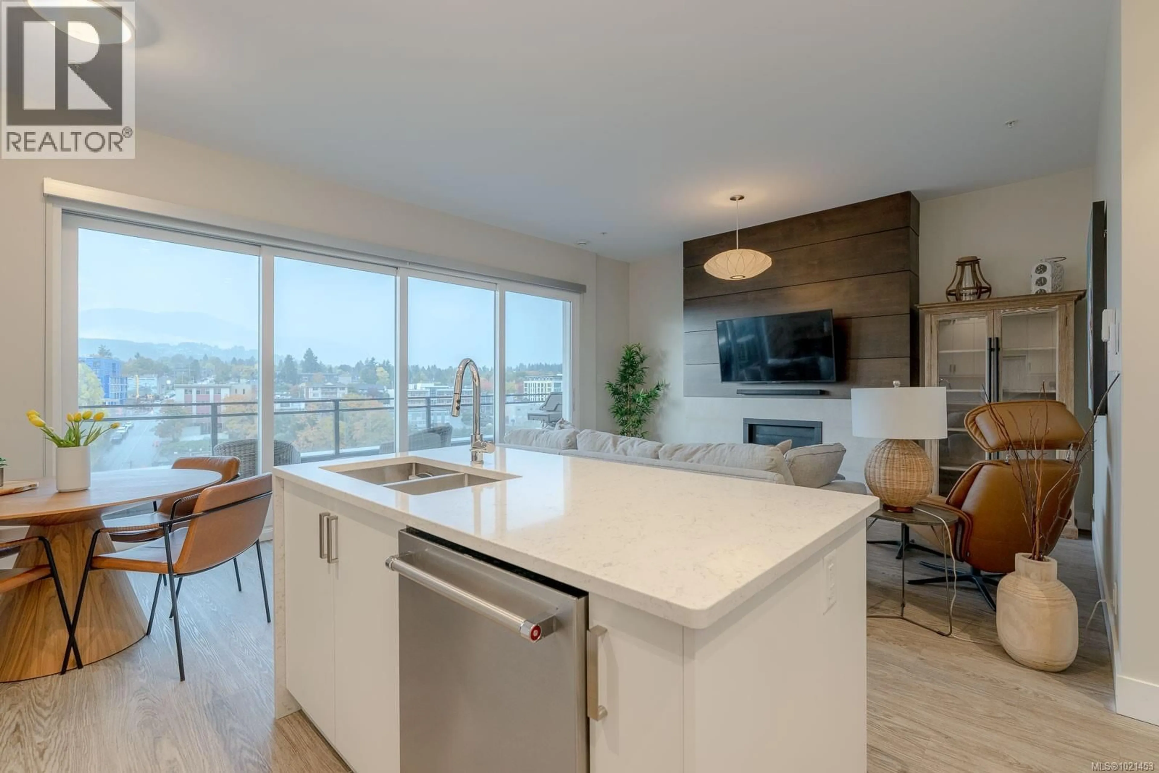 Open concept kitchen, unknown for 508 - 91 CHAPEL STREET, Nanaimo British Columbia V9R0J3