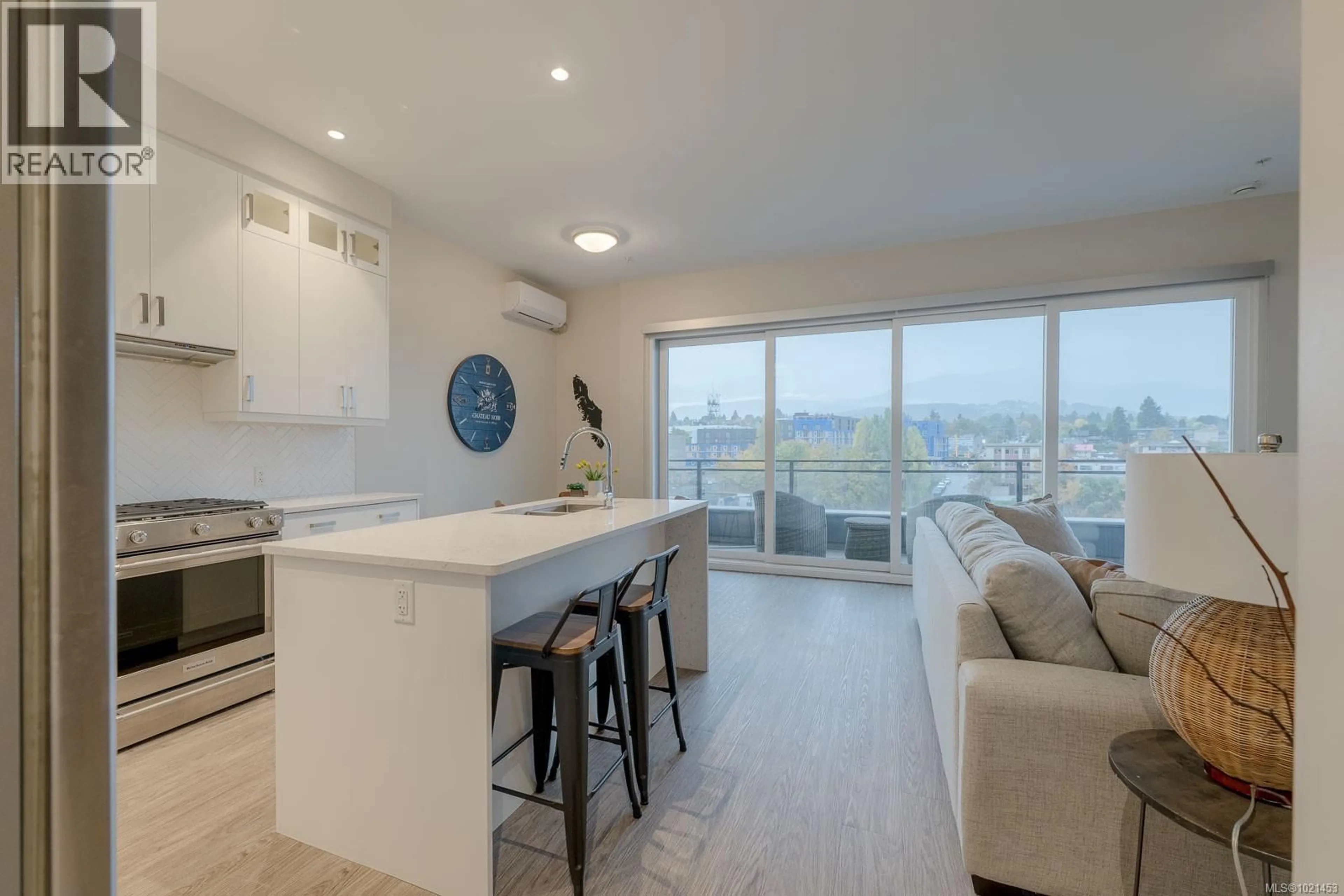 Open concept kitchen, unknown for 508 - 91 CHAPEL STREET, Nanaimo British Columbia V9R0J3