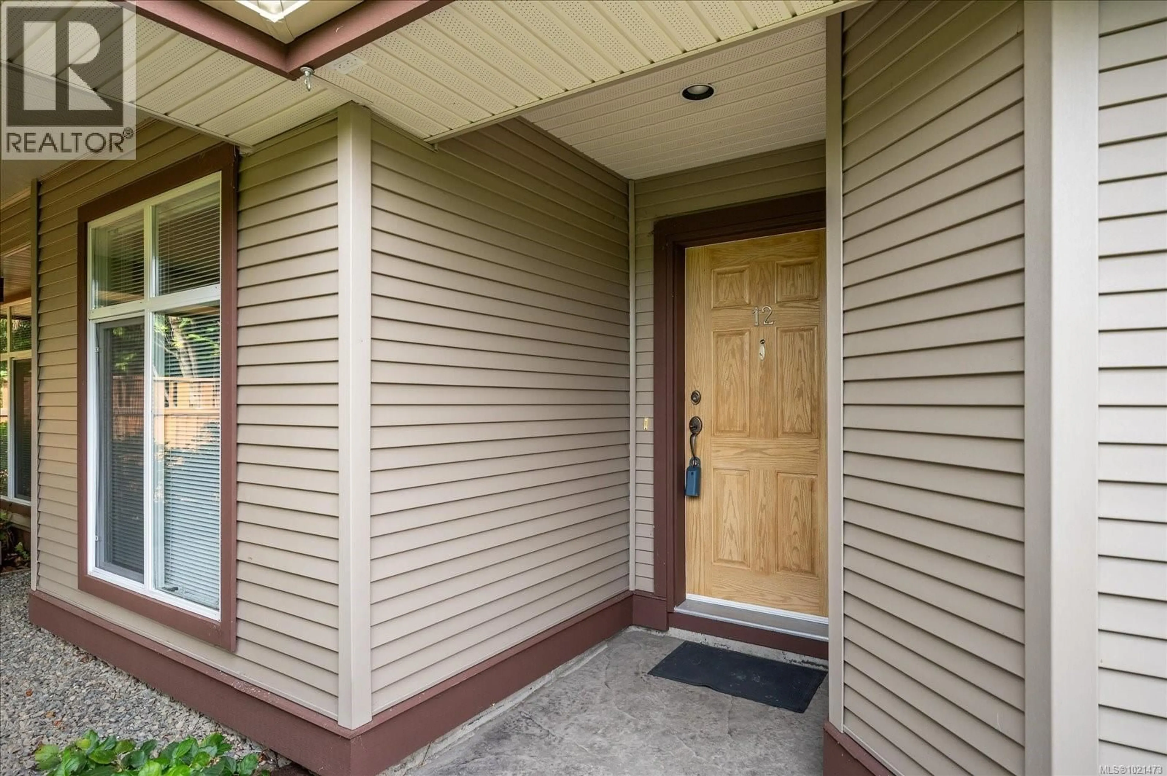 Indoor entryway for 12 - 340 YOUNG STREET, Parksville British Columbia V9P1C5