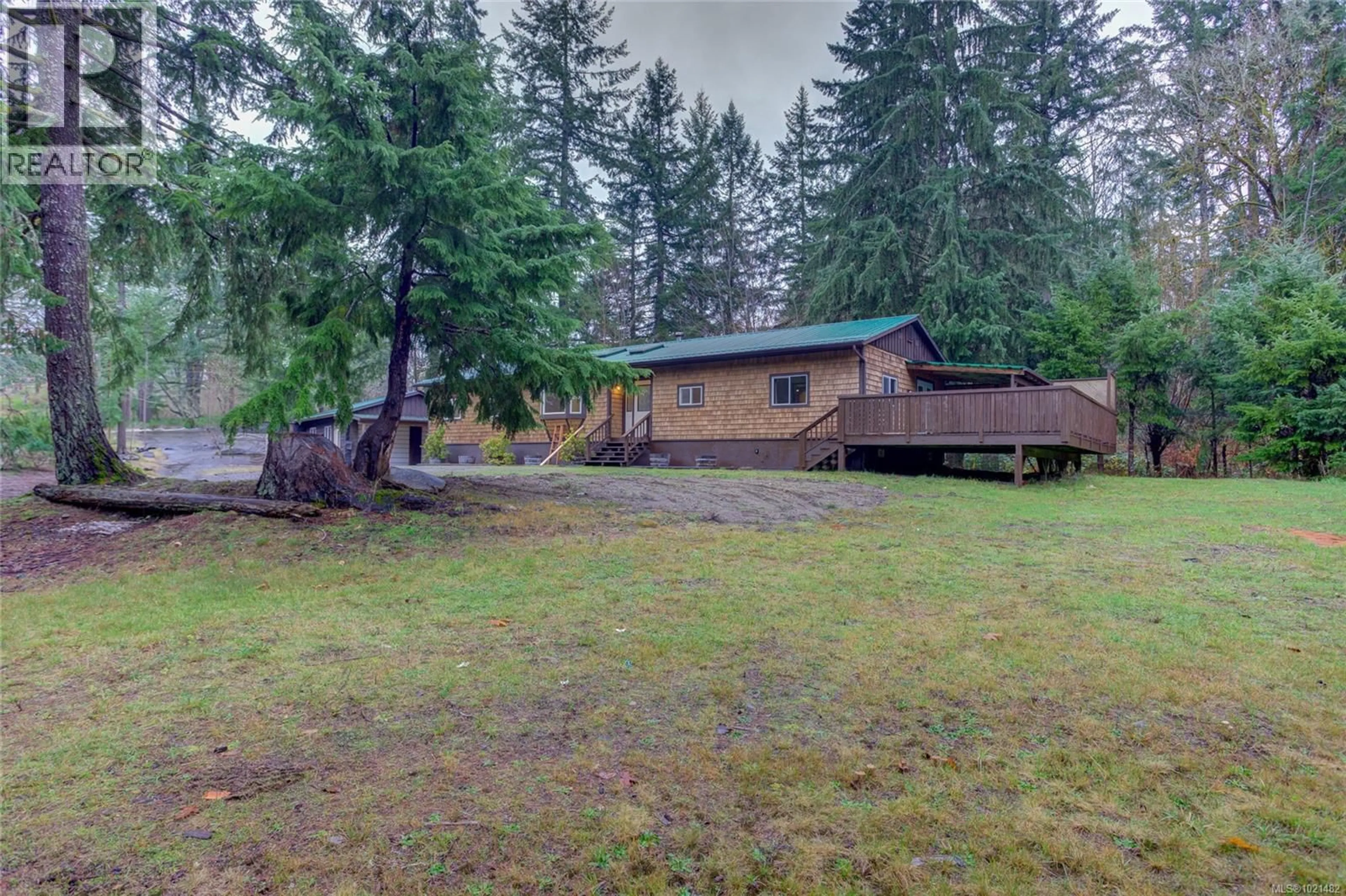 A pic from outside/outdoor area/front of a property/back of a property/a pic from drone, unknown for 4305 SUNRISE ROAD, Duncan British Columbia V9L6G6